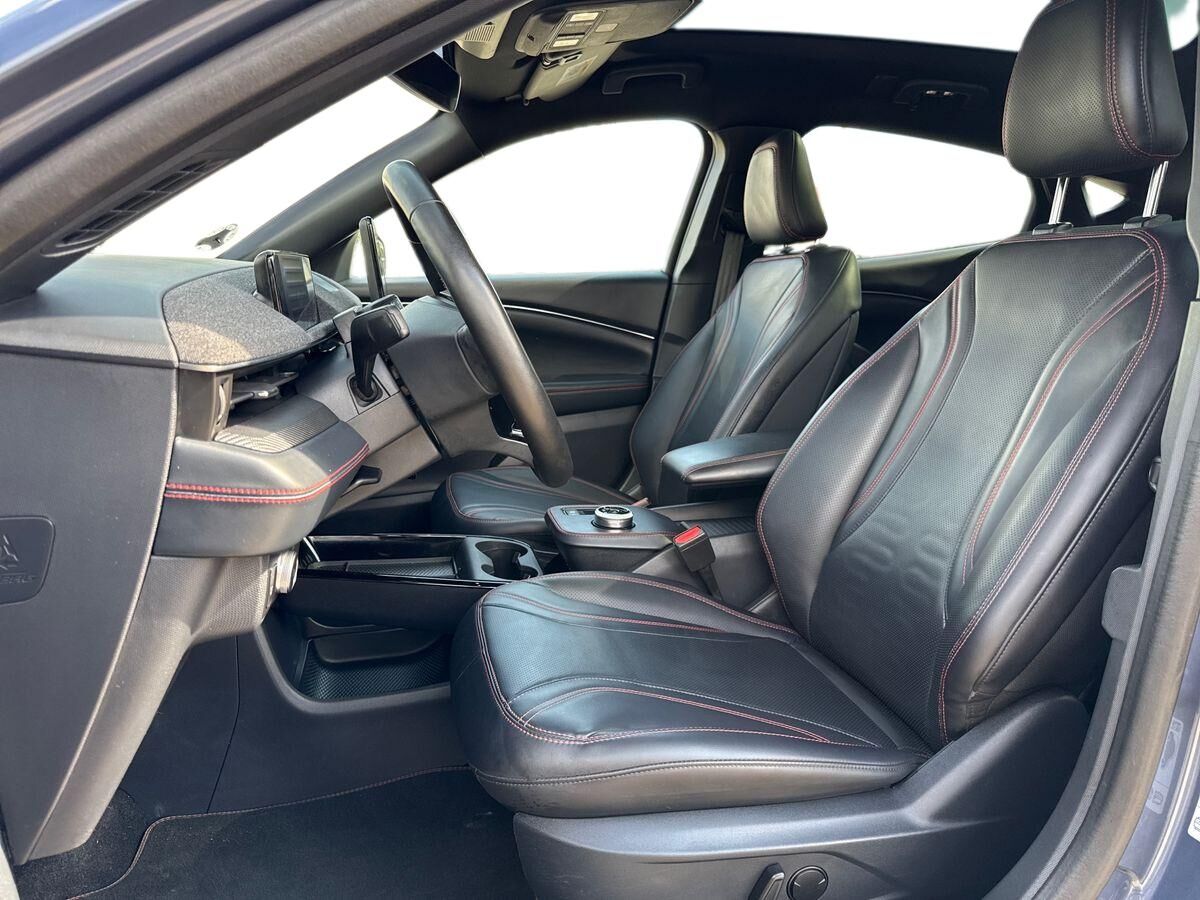 Billede af Ford Mustang Mach-E EL UR Premium AWD 351HK 5d Aut.