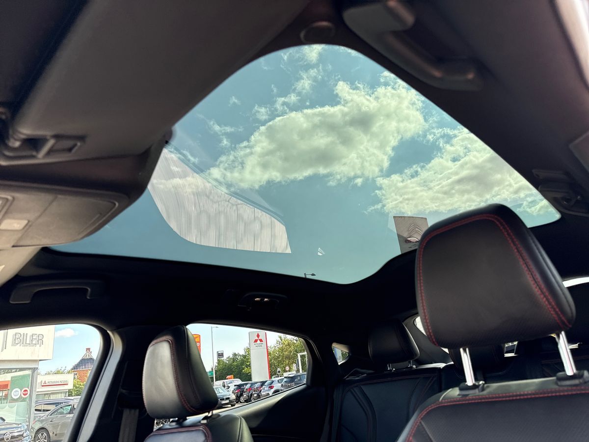 Billede af Ford Mustang Mach-E EL UR Premium AWD 351HK 5d Aut.