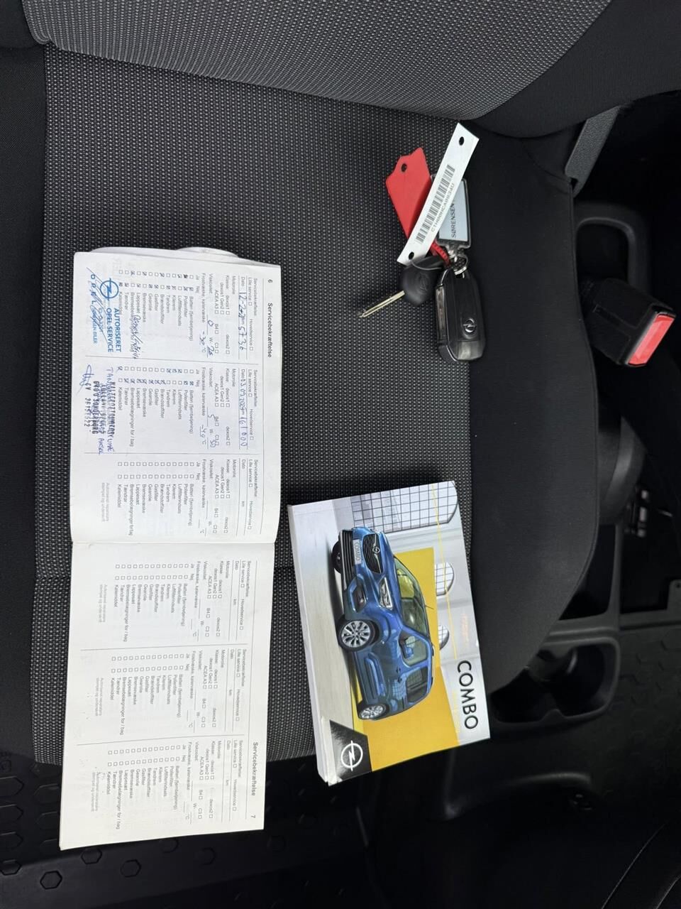 Billede af Opel Combo L1V1 1,5 D Essentia 75HK Van