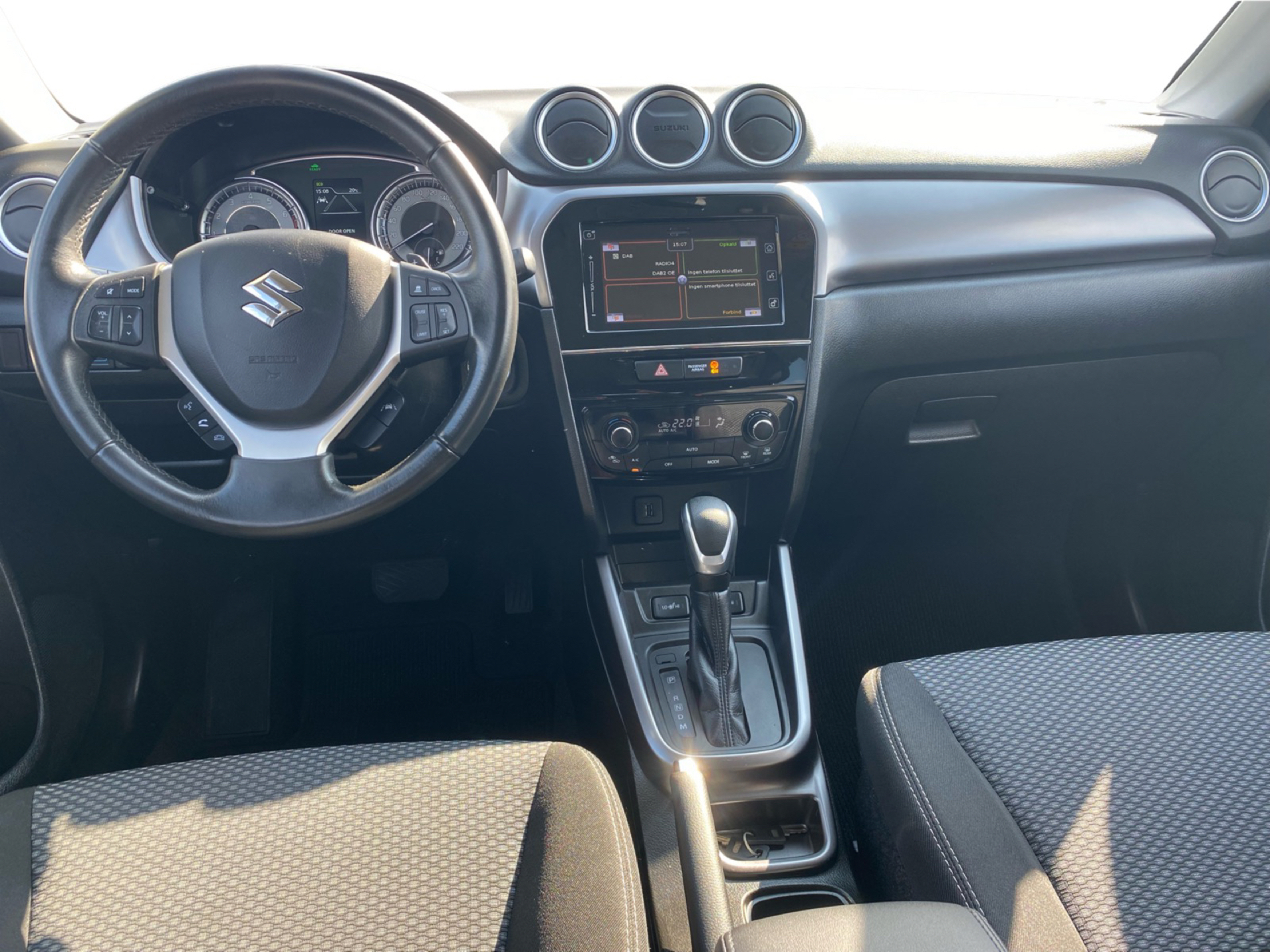 Billede af Suzuki Vitara 1,5 Hybrid Active AGS 102HK 5d 6g Aut.