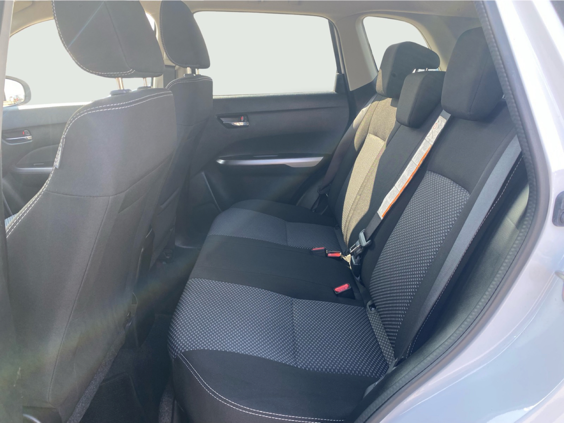 Billede af Suzuki Vitara 1,5 Hybrid Active AGS 102HK 5d 6g Aut.