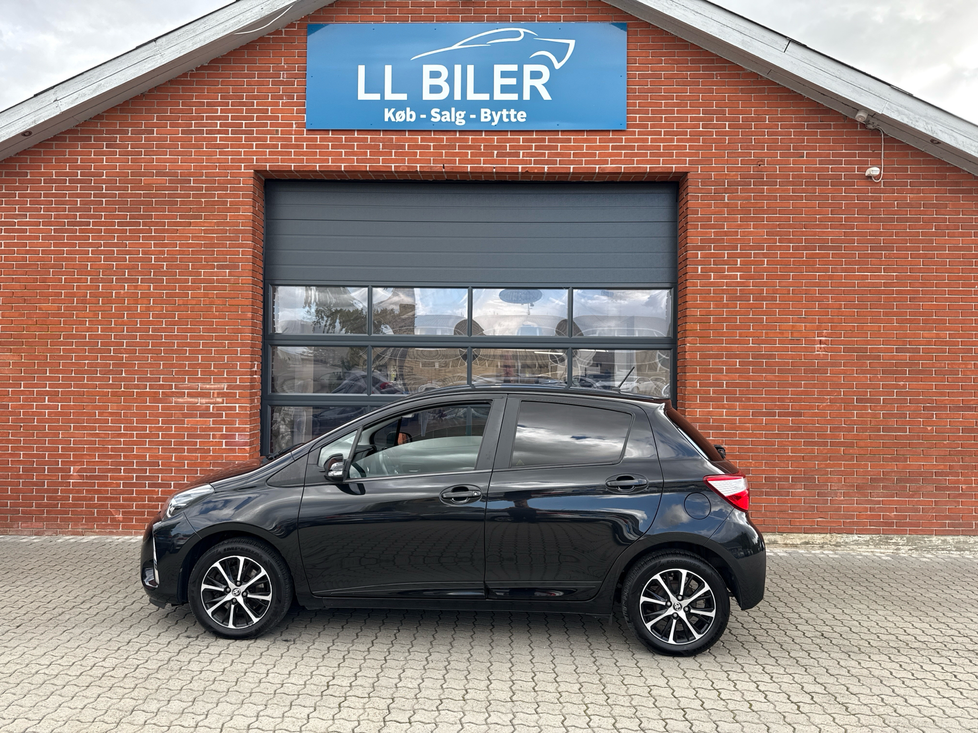 Billede af Toyota Yaris 1,5 VVT-I T2 Premium 111HK 5d 6g