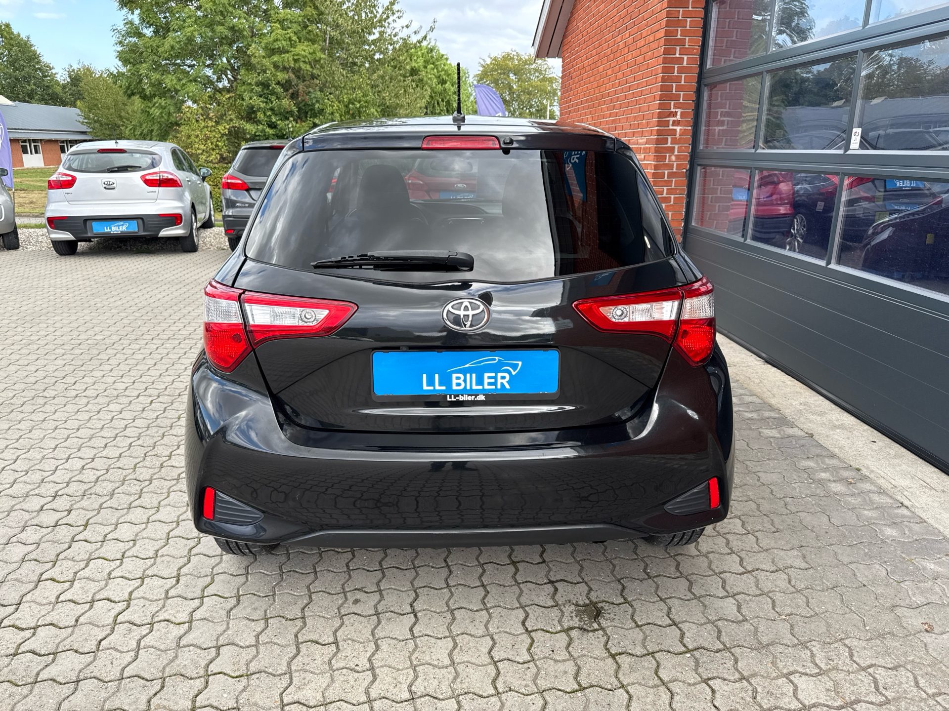 Billede af Toyota Yaris 1,5 VVT-I T2 Premium 111HK 5d 6g