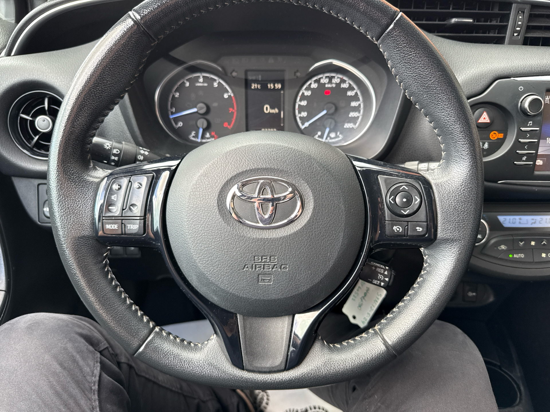 Billede af Toyota Yaris 1,5 VVT-I T2 Premium 111HK 5d 6g