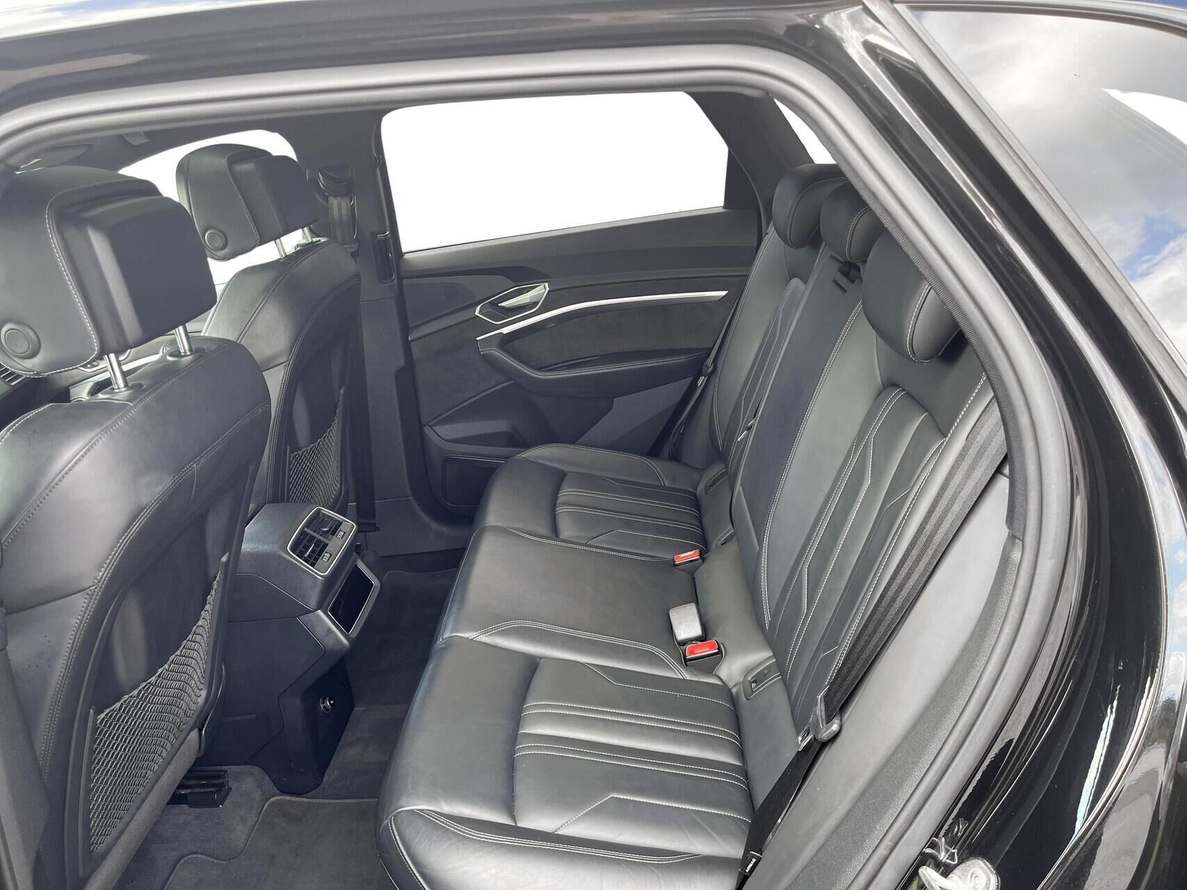 Billede af Audi E-tron 55 Advanced Quattro 408HK 5d Aut.