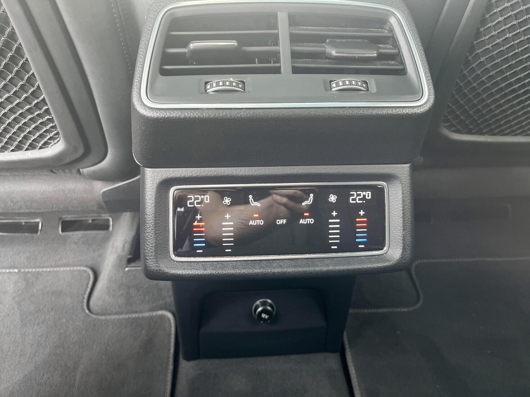 Billede af Audi E-tron 55 Advanced Quattro 408HK 5d Aut.