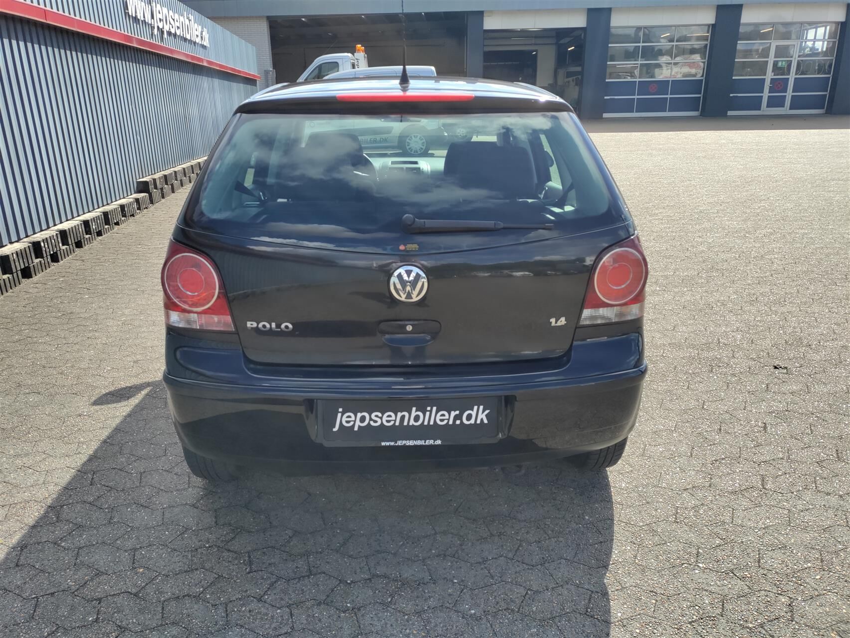 Billede af VW Polo 1,4 16V Trendline 80HK 5d