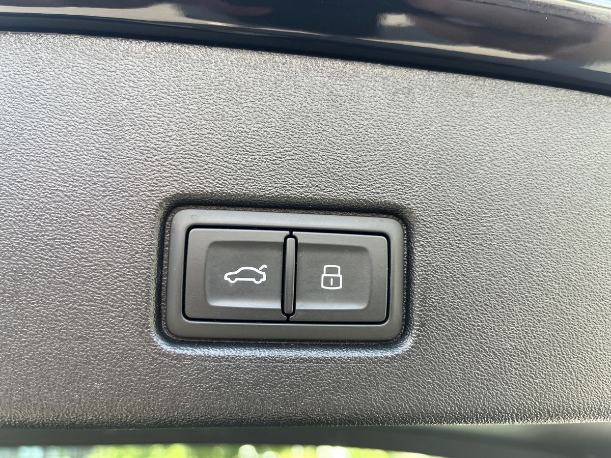 Billede af Audi Q4 50 E-tron Attitude Quattro 299HK 5d Aut.