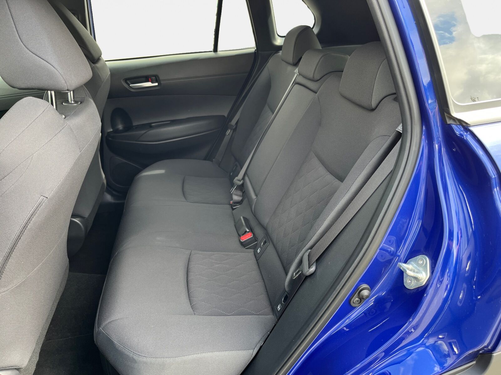 Billede af Toyota Corolla Cross 1,8 Hybrid Style Comfort 140HK 5d Aut.