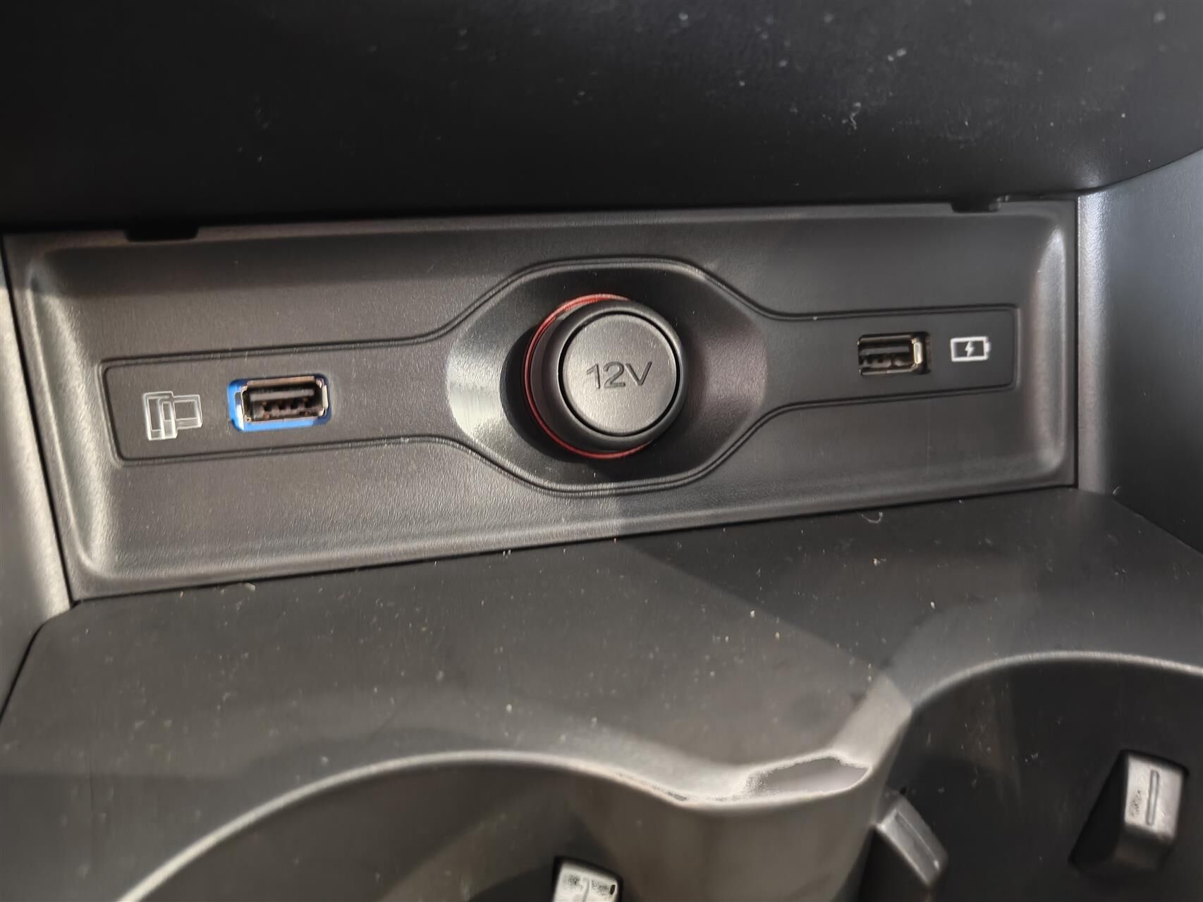 Billede af MG HS 1,5 T GDI  Plugin-hybrid Luxury 272HK 5d Aut.