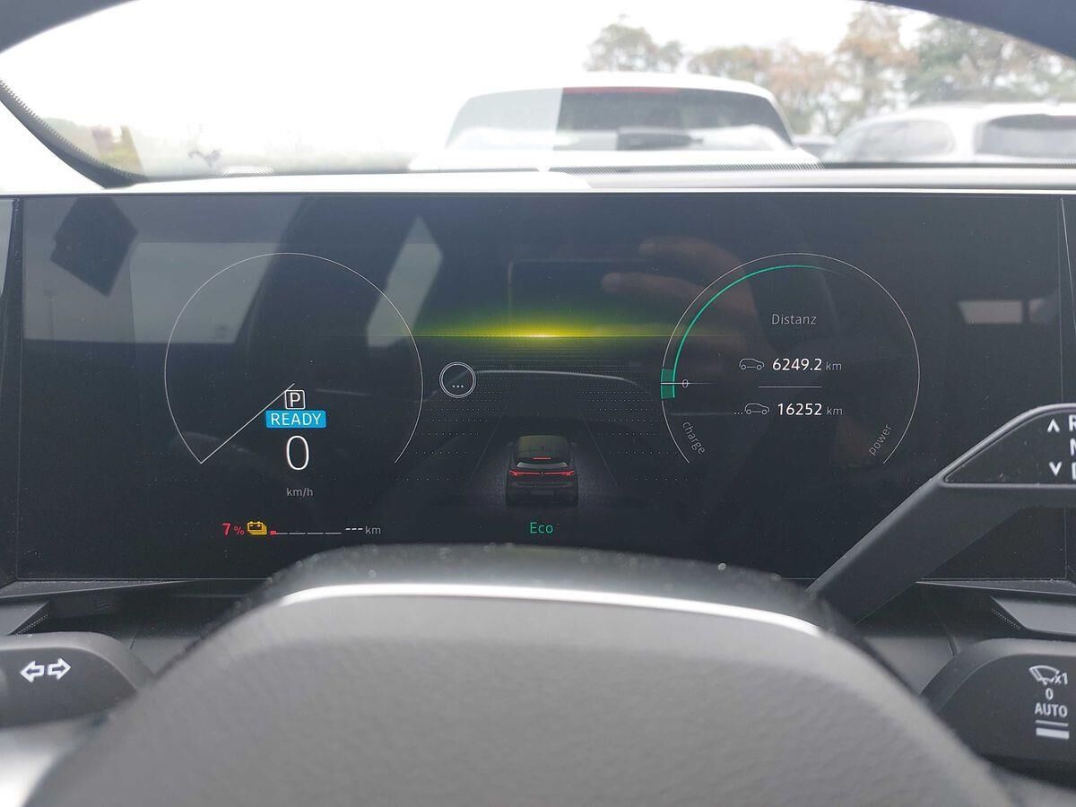 Billede af Renault Mégane E-TECH Equilibre 220HK 5d Aut.