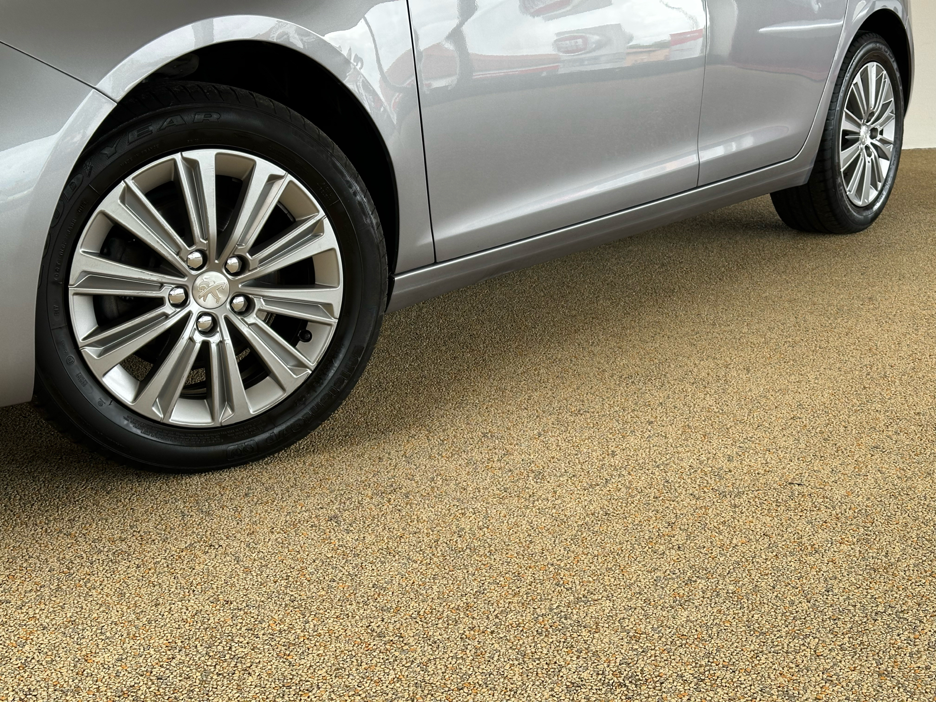 Billede af Peugeot 308 1,2 e-THP Selection Sky 130HK 5d