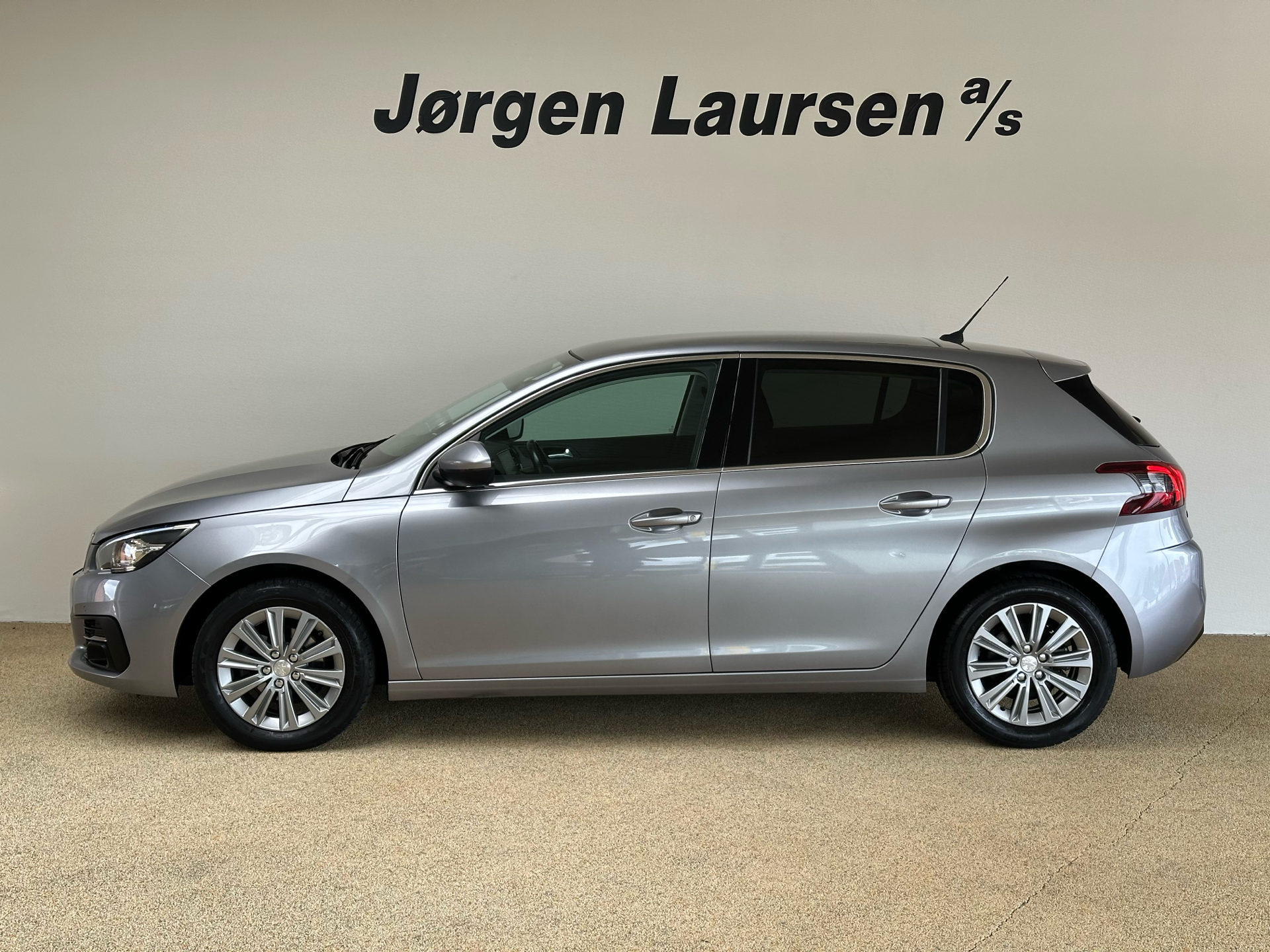 Billede af Peugeot 308 1,2 e-THP Selection Sky 130HK 5d