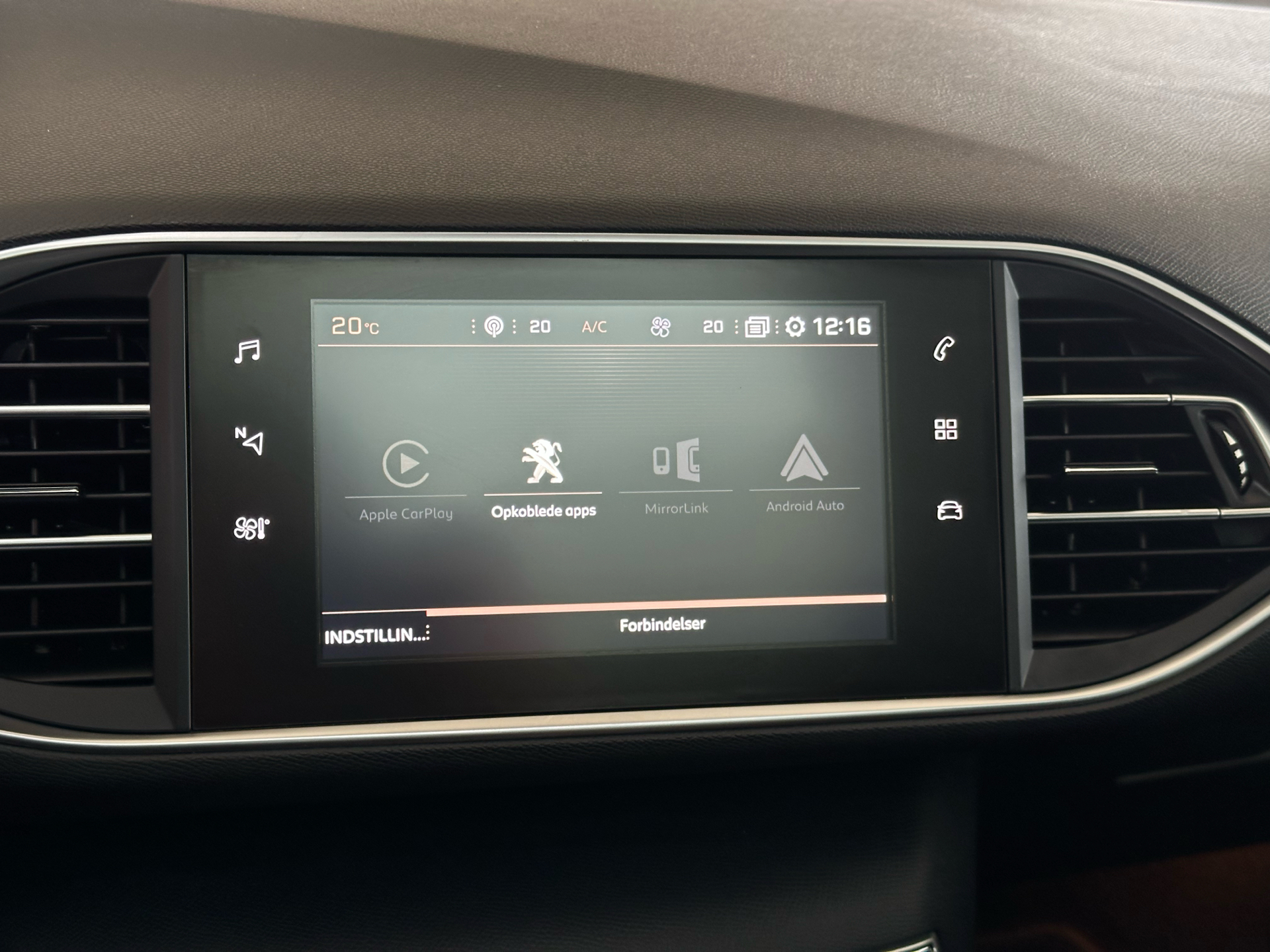 Billede af Peugeot 308 1,2 e-THP Selection Sky 130HK 5d