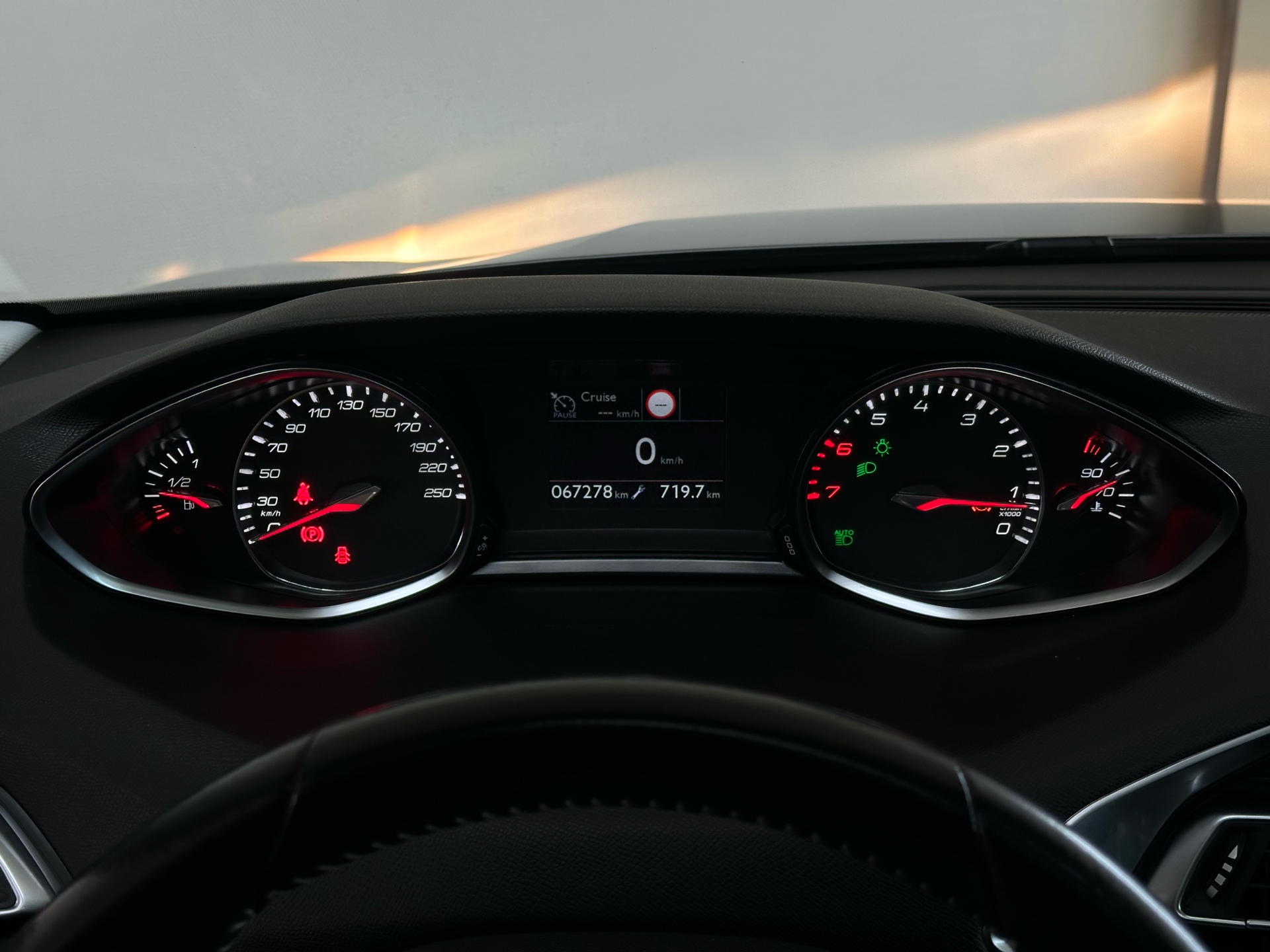 Billede af Peugeot 308 1,2 e-THP Selection Sky 130HK 5d