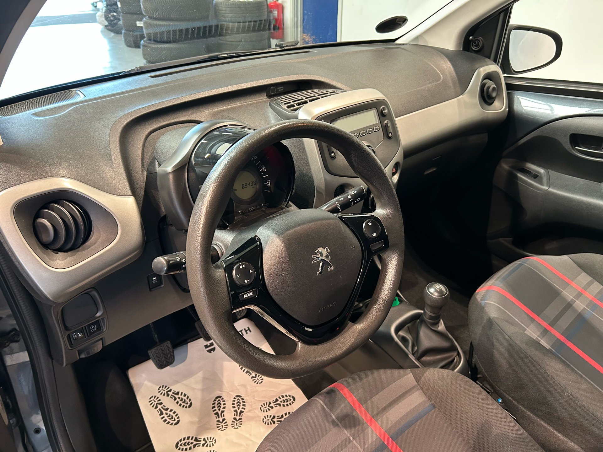 Billede af Peugeot 108 1,0 e-Vti Active 69HK 5d