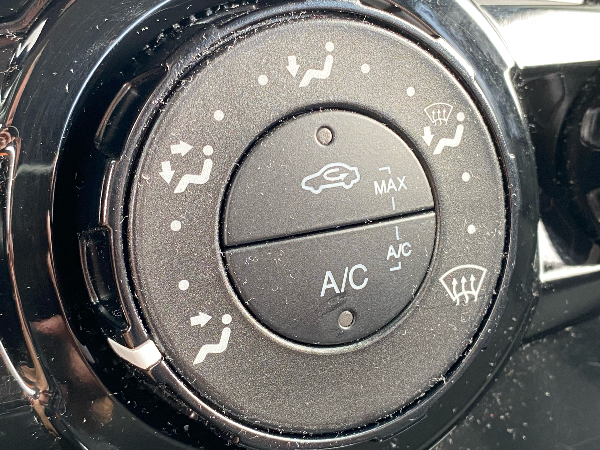 Billede af Ford Fiesta 1,0 EcoBoost Titanium Start/Stop 100HK 5d