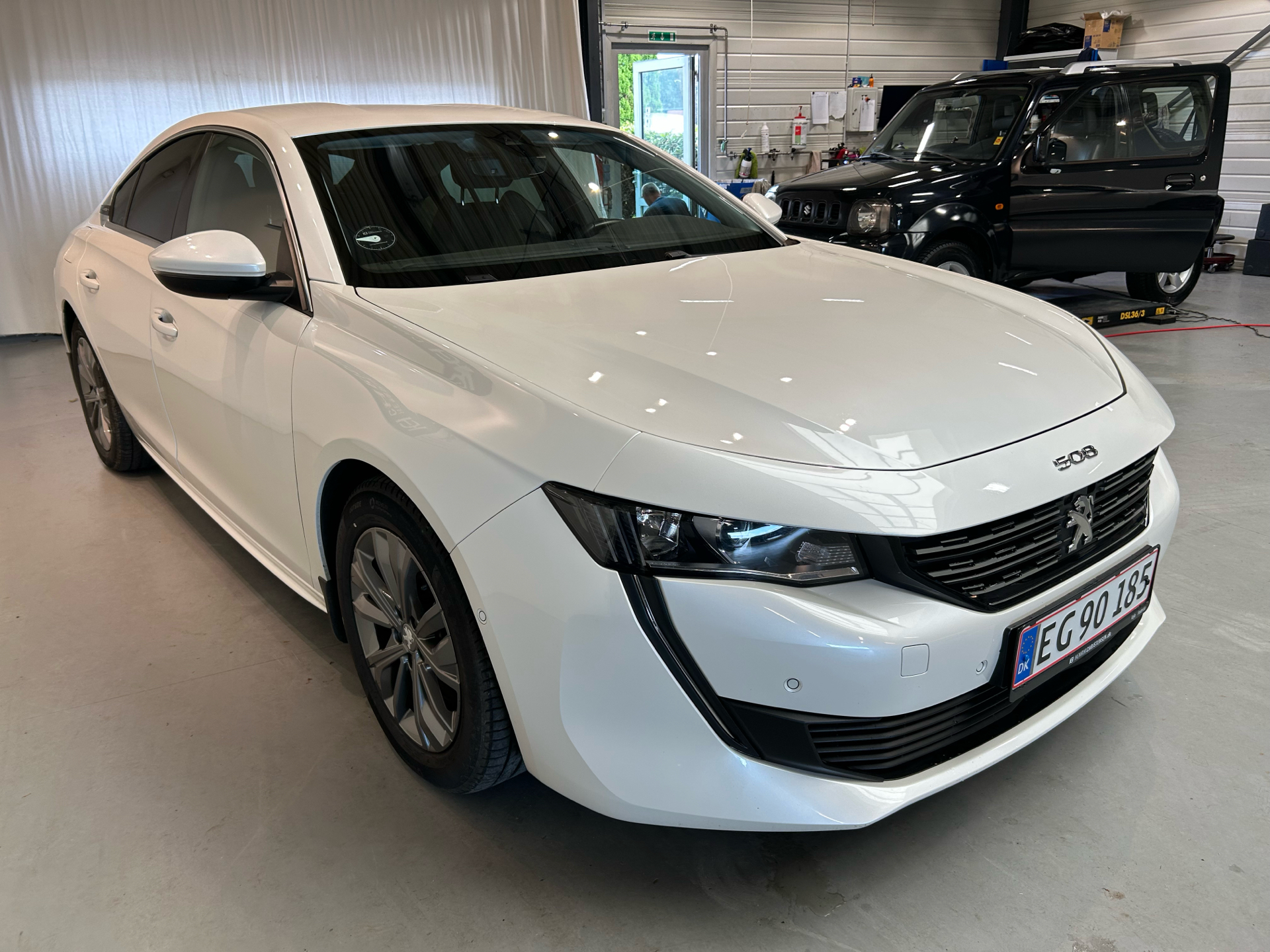 Billede af Peugeot 508 1,6 PureTech  Plugin-hybrid Allure Pack EAT8 start/stop 225HK 8g Aut.