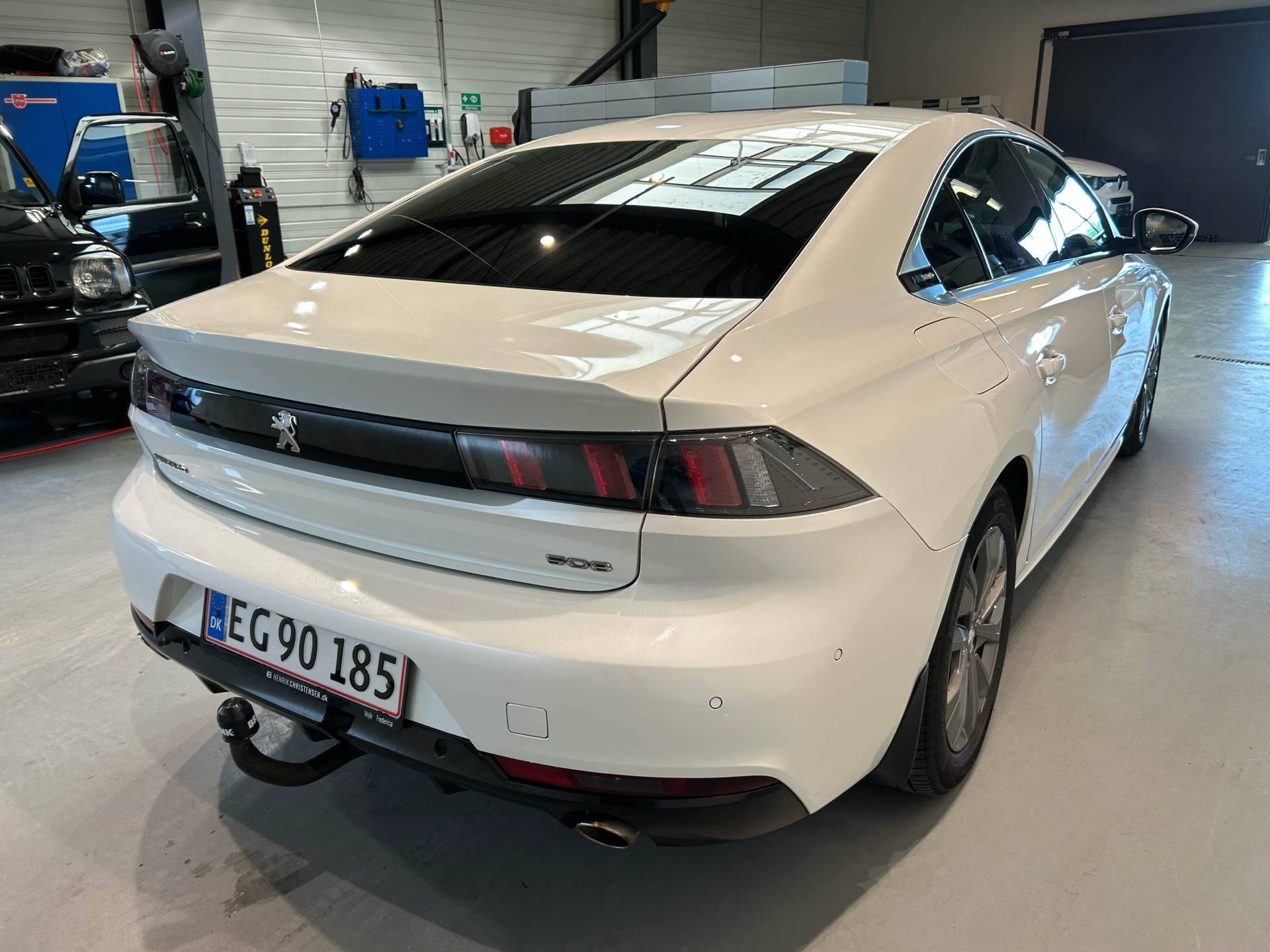 Billede af Peugeot 508 1,6 PureTech  Plugin-hybrid Allure Pack EAT8 start/stop 225HK 8g Aut.