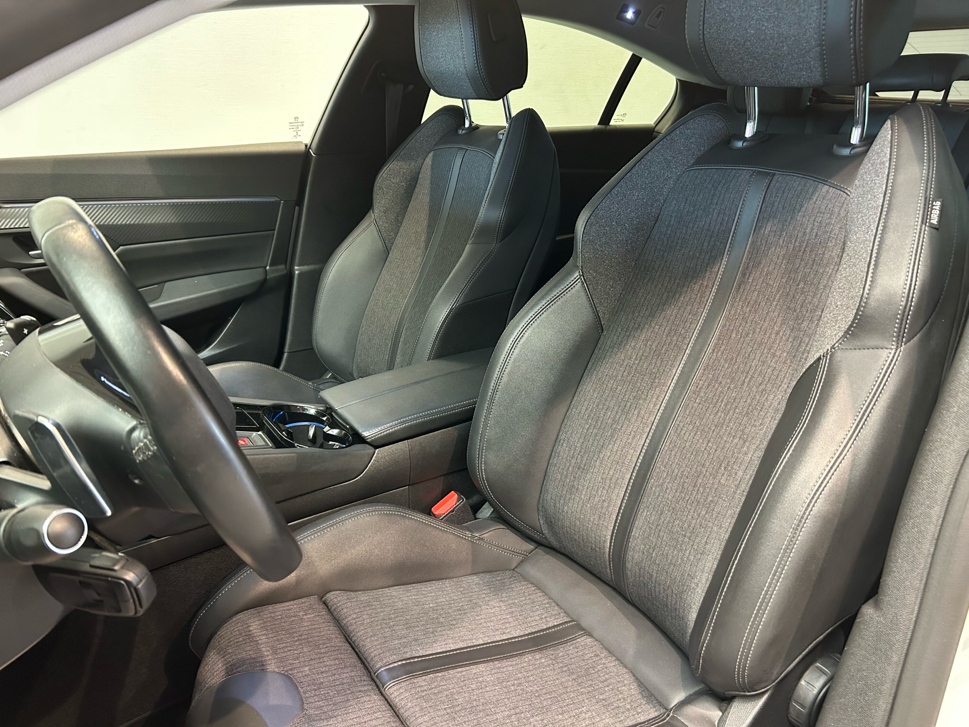 Billede af Peugeot 508 1,6 PureTech  Plugin-hybrid Allure Pack EAT8 start/stop 225HK 8g Aut.