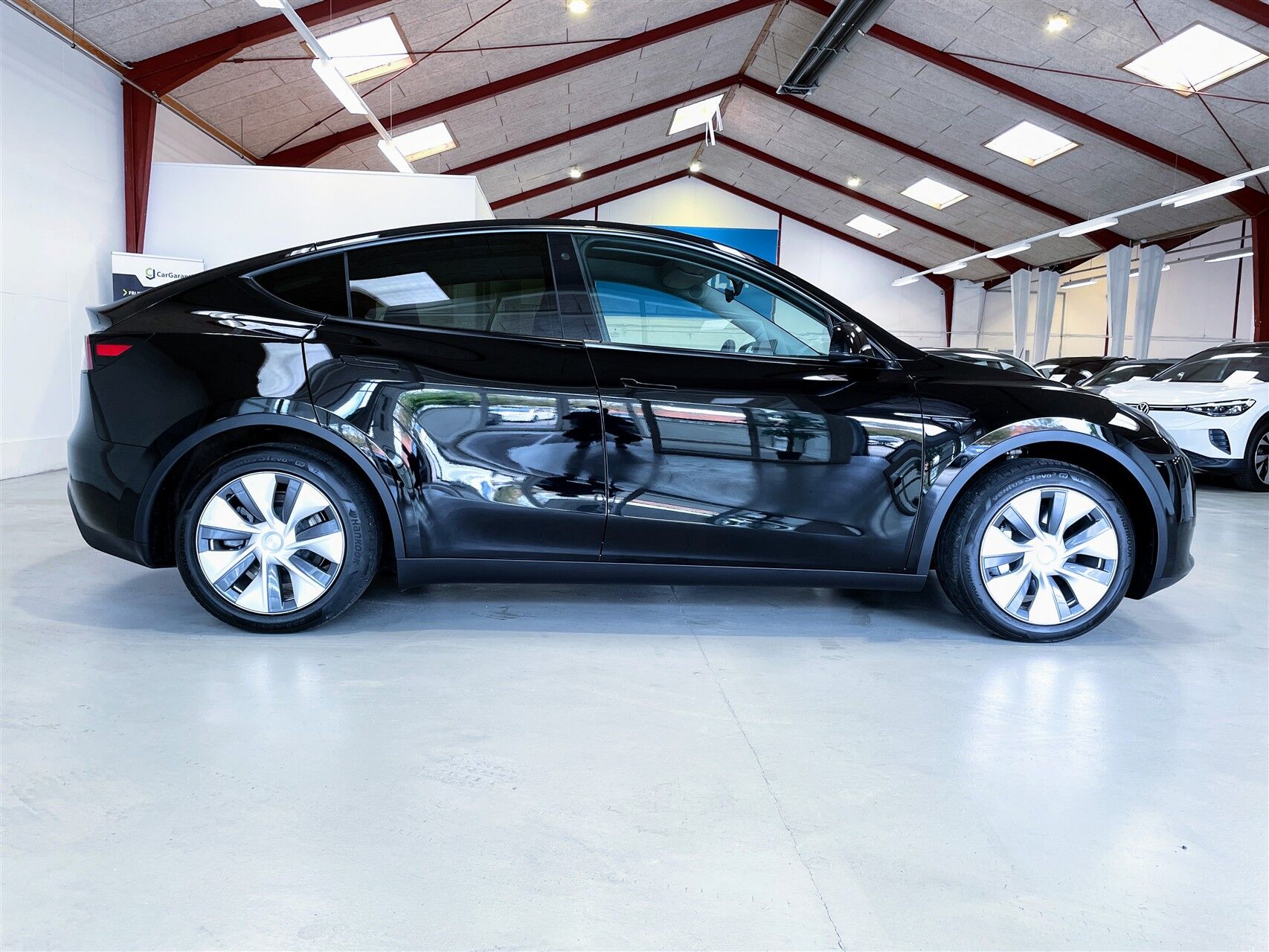 Billede af Tesla Model Y EL RWD 299HK 5d Aut.