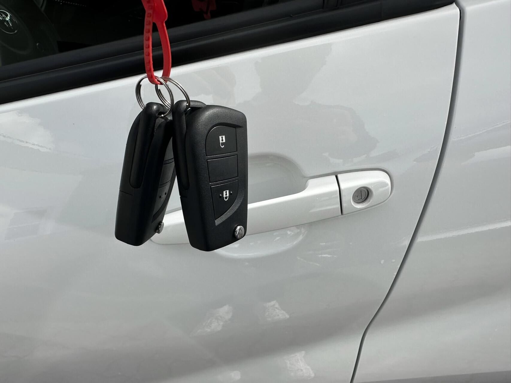 Billede af Toyota Aygo X 1,0 VVT-I Active 72HK 5d