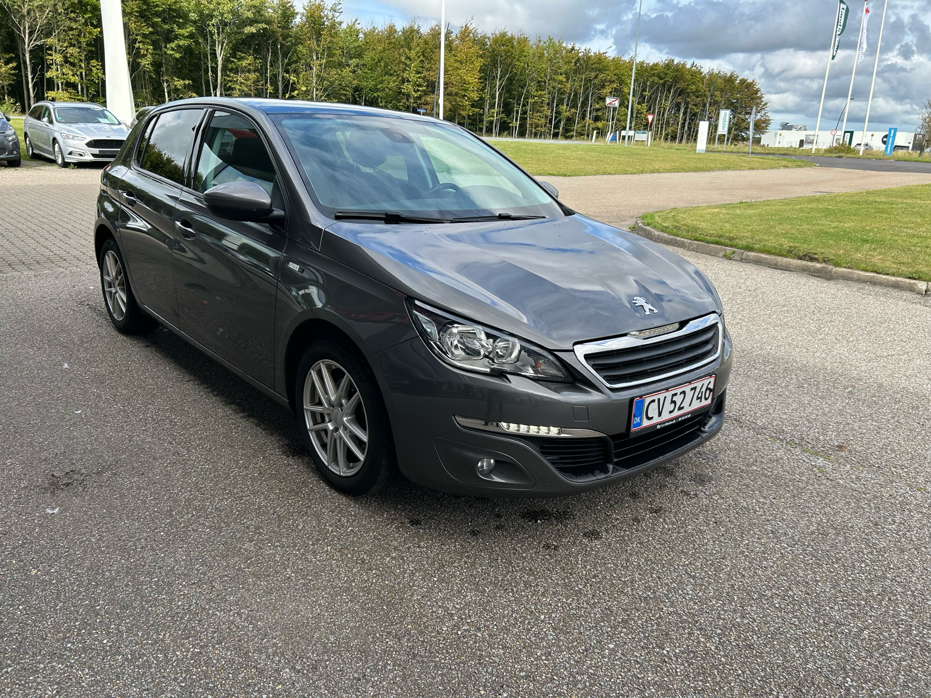 Billede af Peugeot 308 1,6 BlueHDi Style LTD 120HK 5d