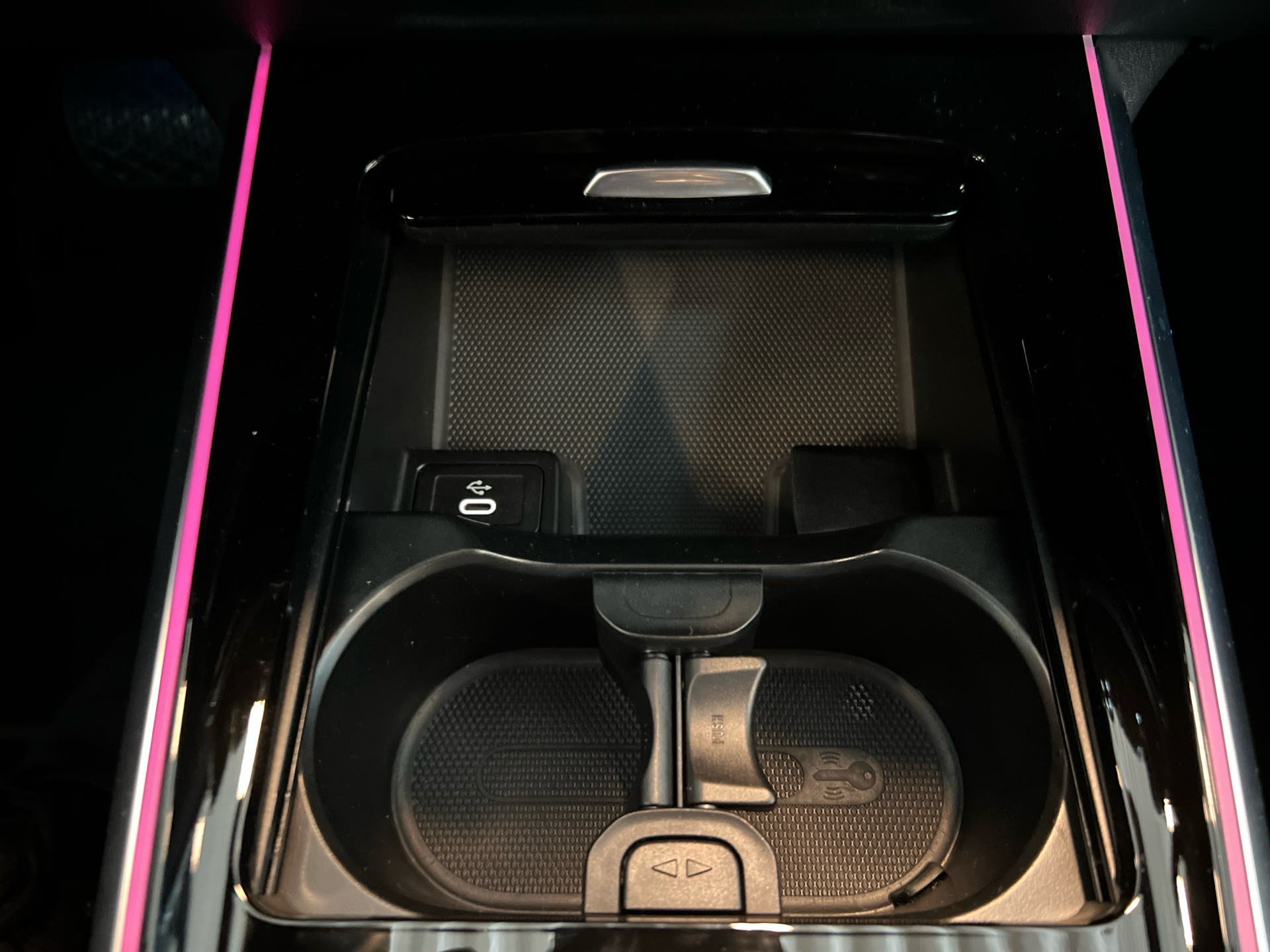 Billede af Mercedes-Benz EQB 250+ EL Progressive 190HK 5d Aut.