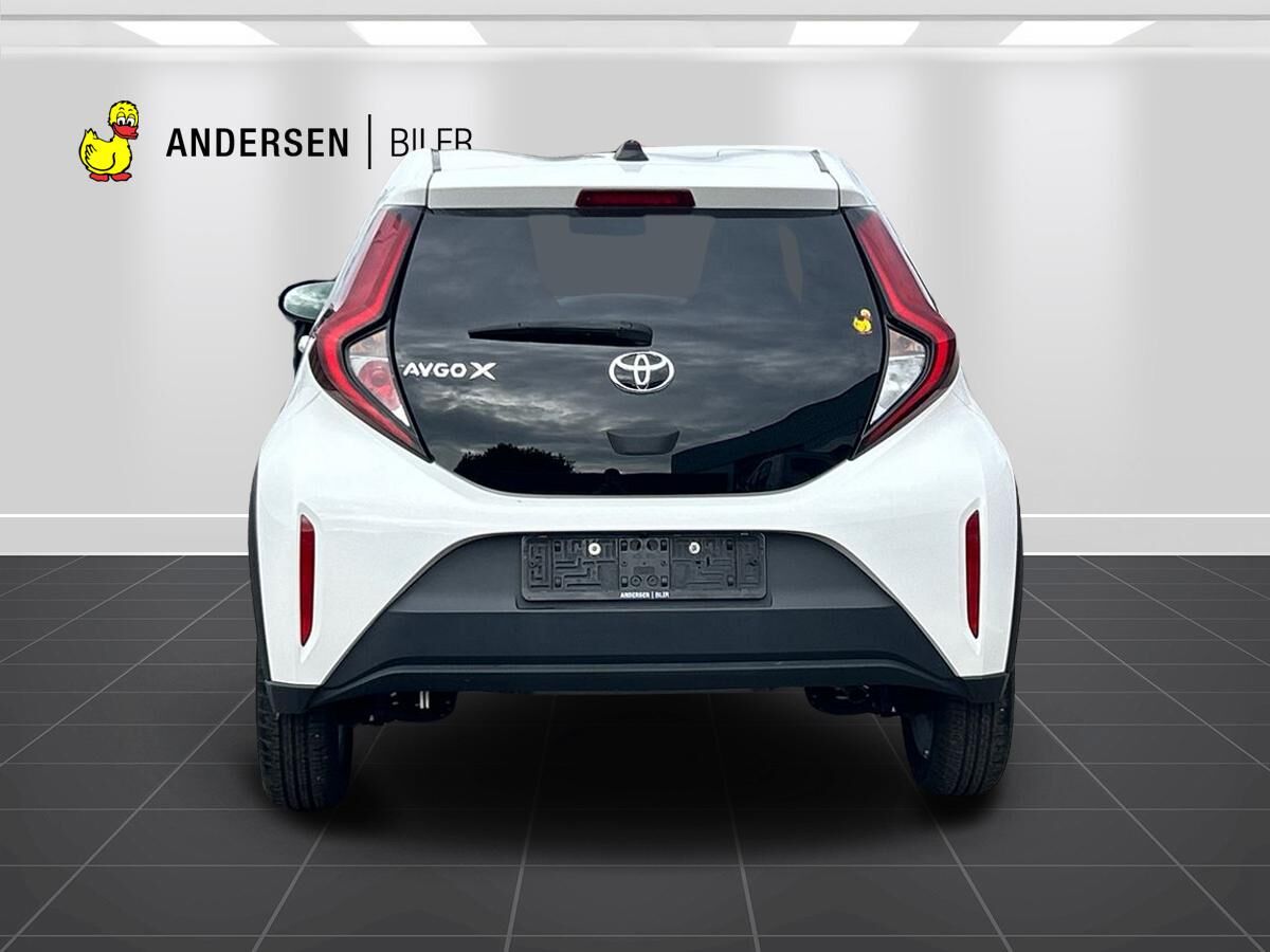 Billede af Toyota Aygo X 1,0 VVT-I Active 72HK 5d
