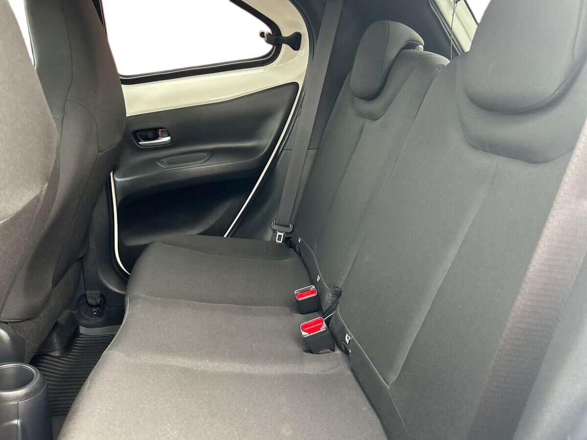 Billede af Toyota Aygo X 1,0 VVT-I Active 72HK 5d