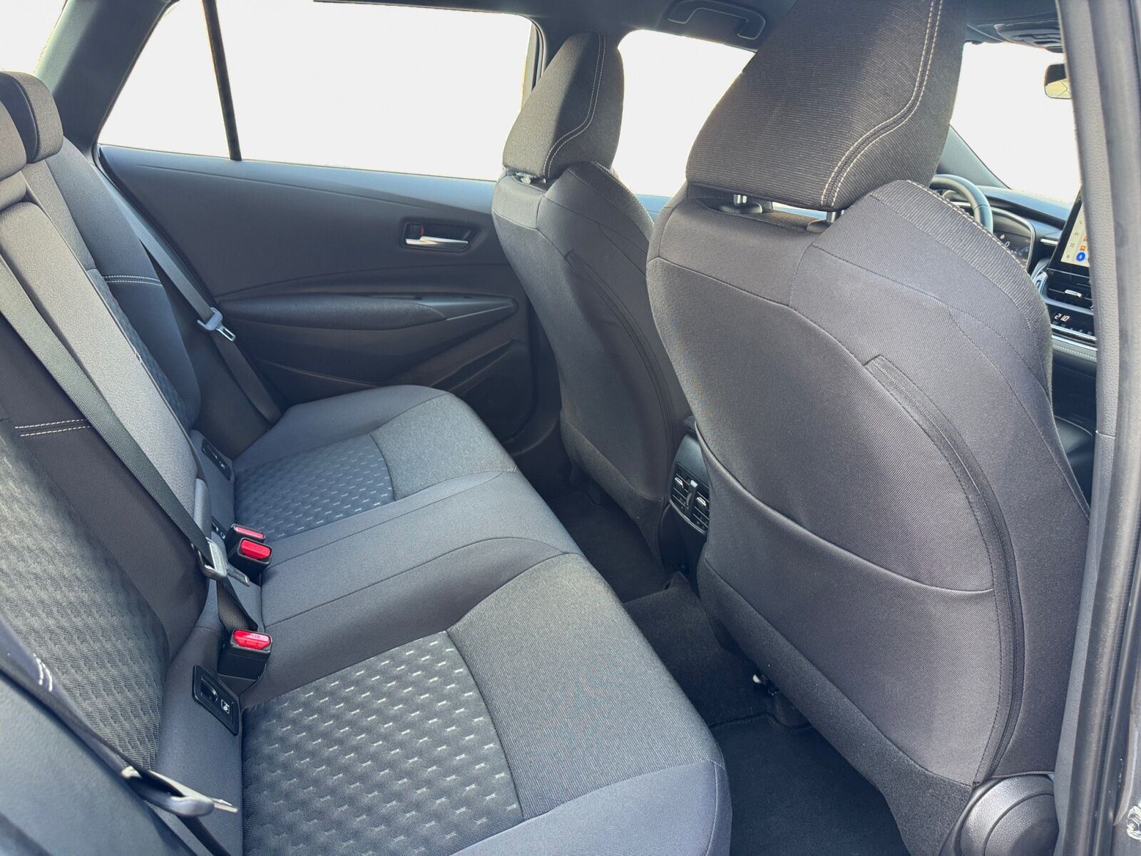 Billede af Toyota Corolla Touring Sports 1,8 Hybrid Active Comfort Plus E-CVT 140HK Stc Trinl. Gear