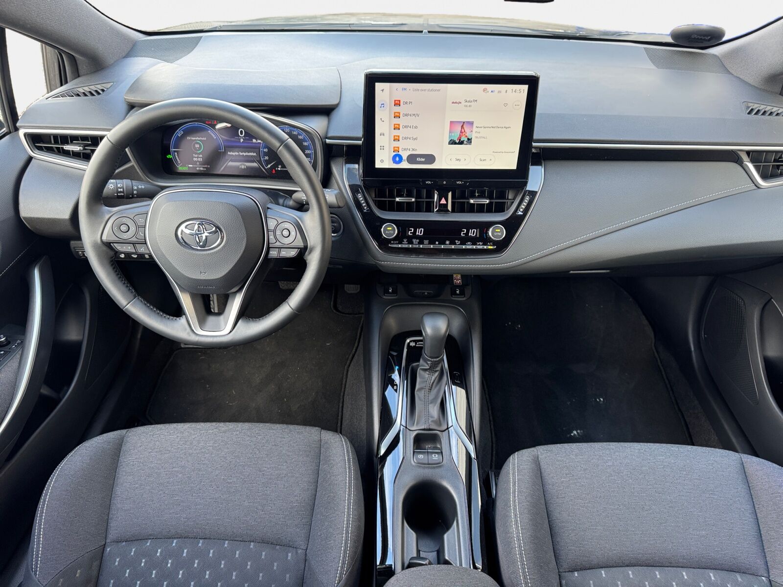 Billede af Toyota Corolla Touring Sports 1,8 Hybrid Active Comfort Plus E-CVT 140HK Stc Trinl. Gear