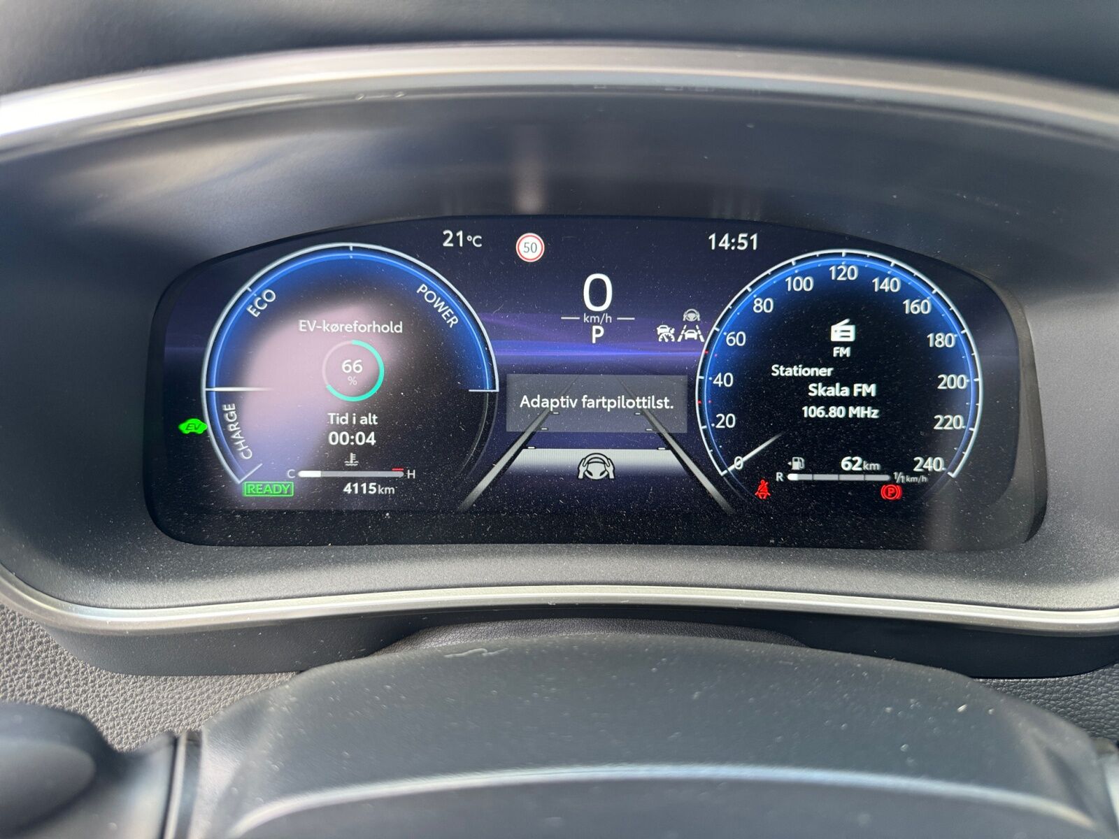 Billede af Toyota Corolla Touring Sports 1,8 Hybrid Active Comfort Plus E-CVT 140HK Stc Trinl. Gear