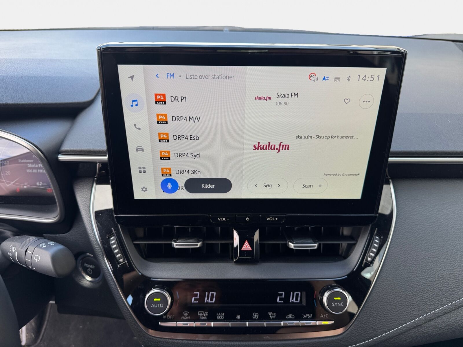 Billede af Toyota Corolla Touring Sports 1,8 Hybrid Active Comfort Plus E-CVT 140HK Stc Trinl. Gear