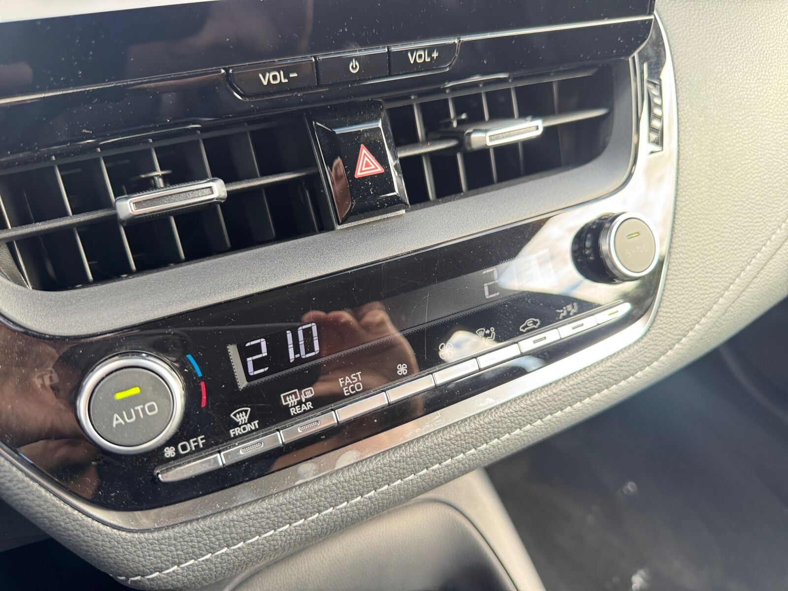 Billede af Toyota Corolla Touring Sports 1,8 Hybrid Active Comfort Plus E-CVT 140HK Stc Trinl. Gear