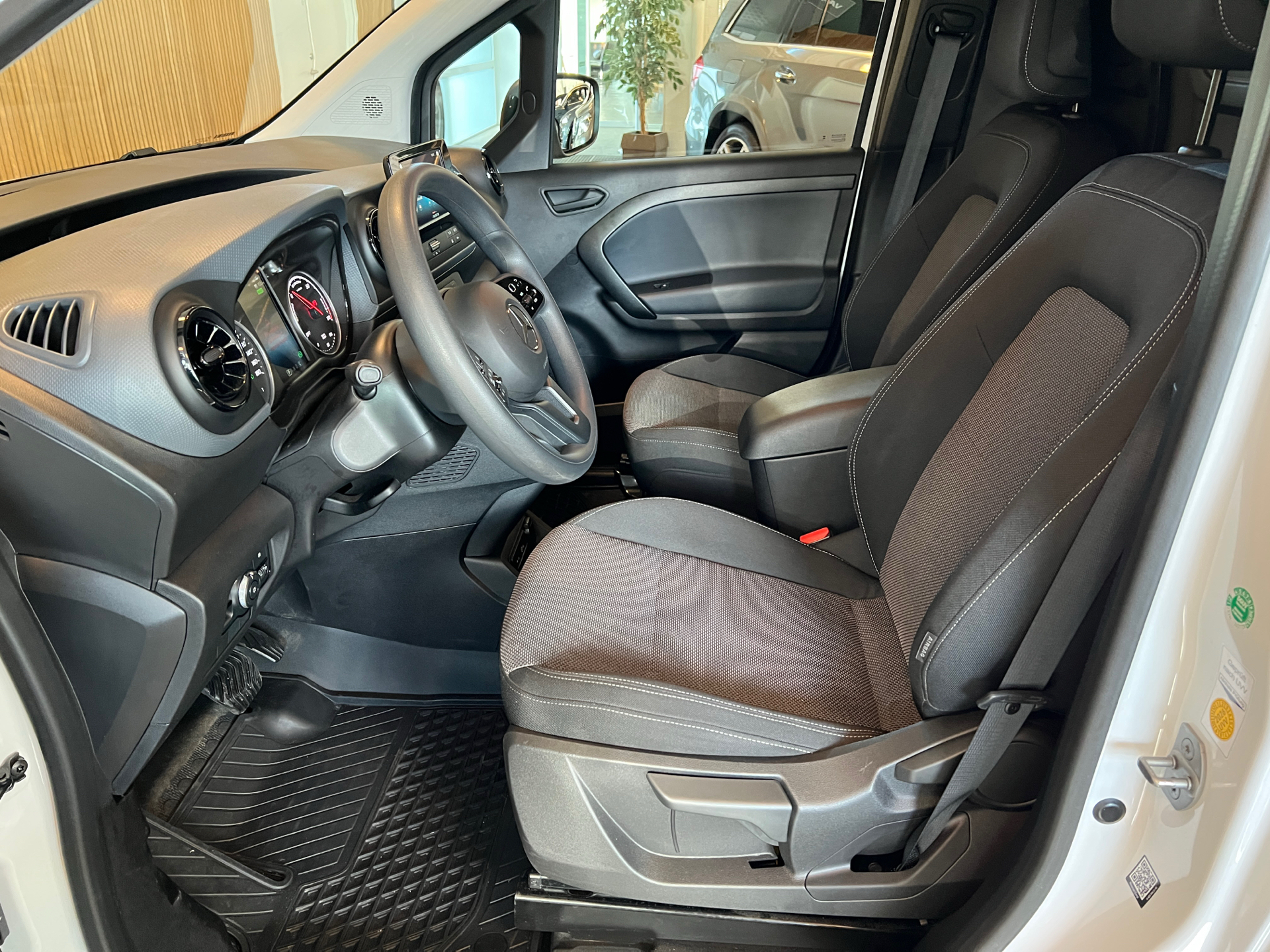 Billede af Mercedes-Benz eCitan 112 Lang EL A2 Pro 122HK Van Aut.