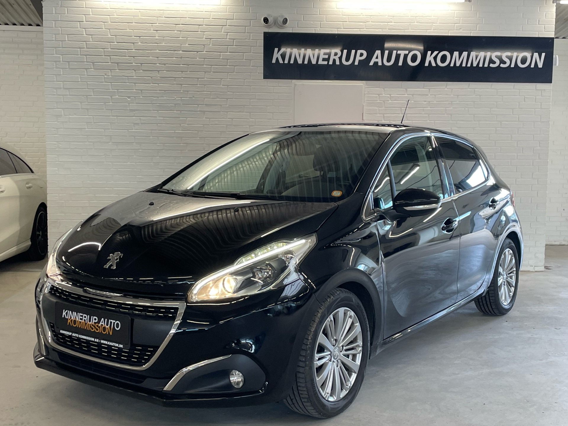 Billede af Peugeot 208 1,5 BlueHDi Infinity 100HK 5d 6g