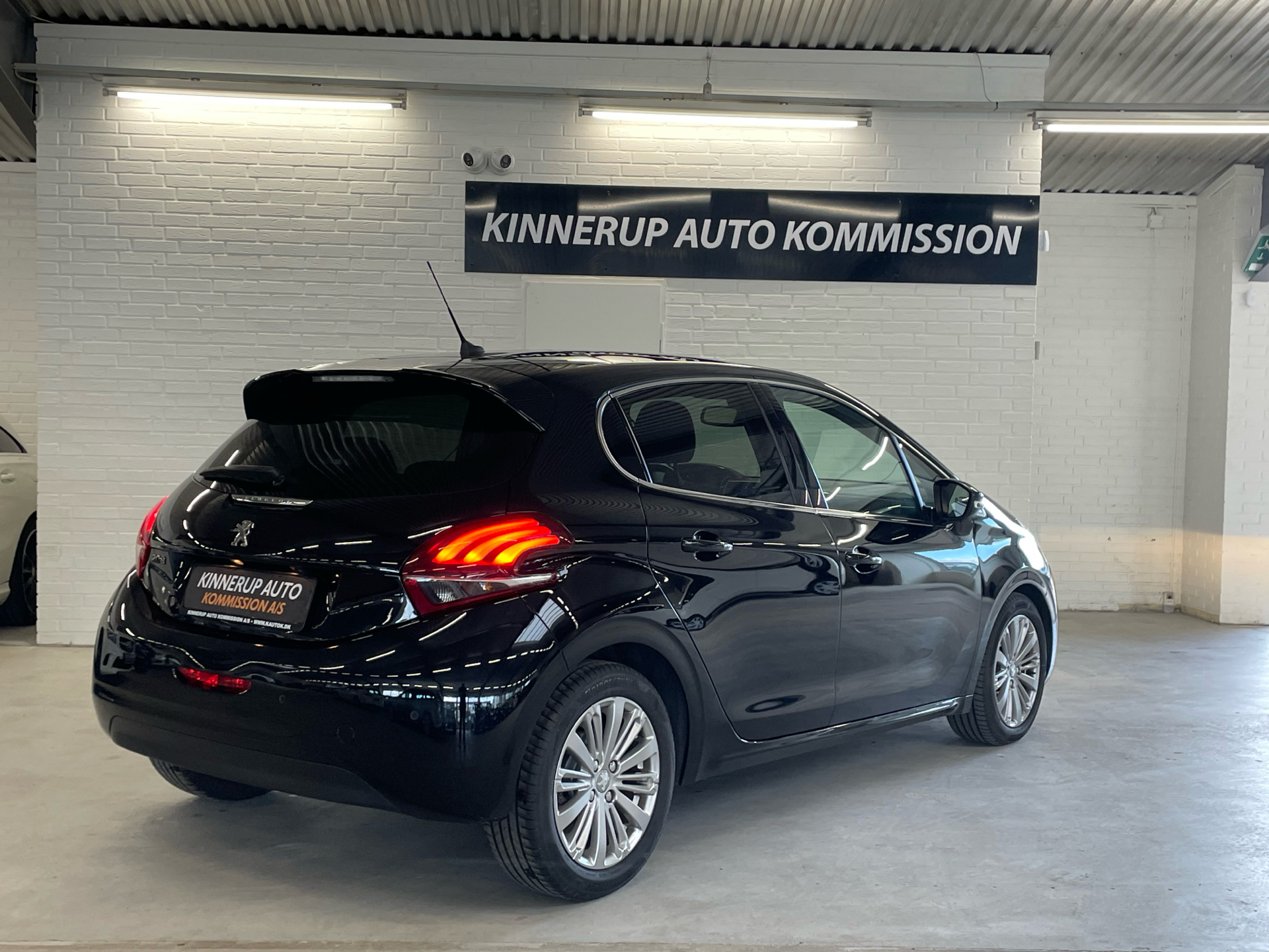 Billede af Peugeot 208 1,5 BlueHDi Infinity 100HK 5d 6g
