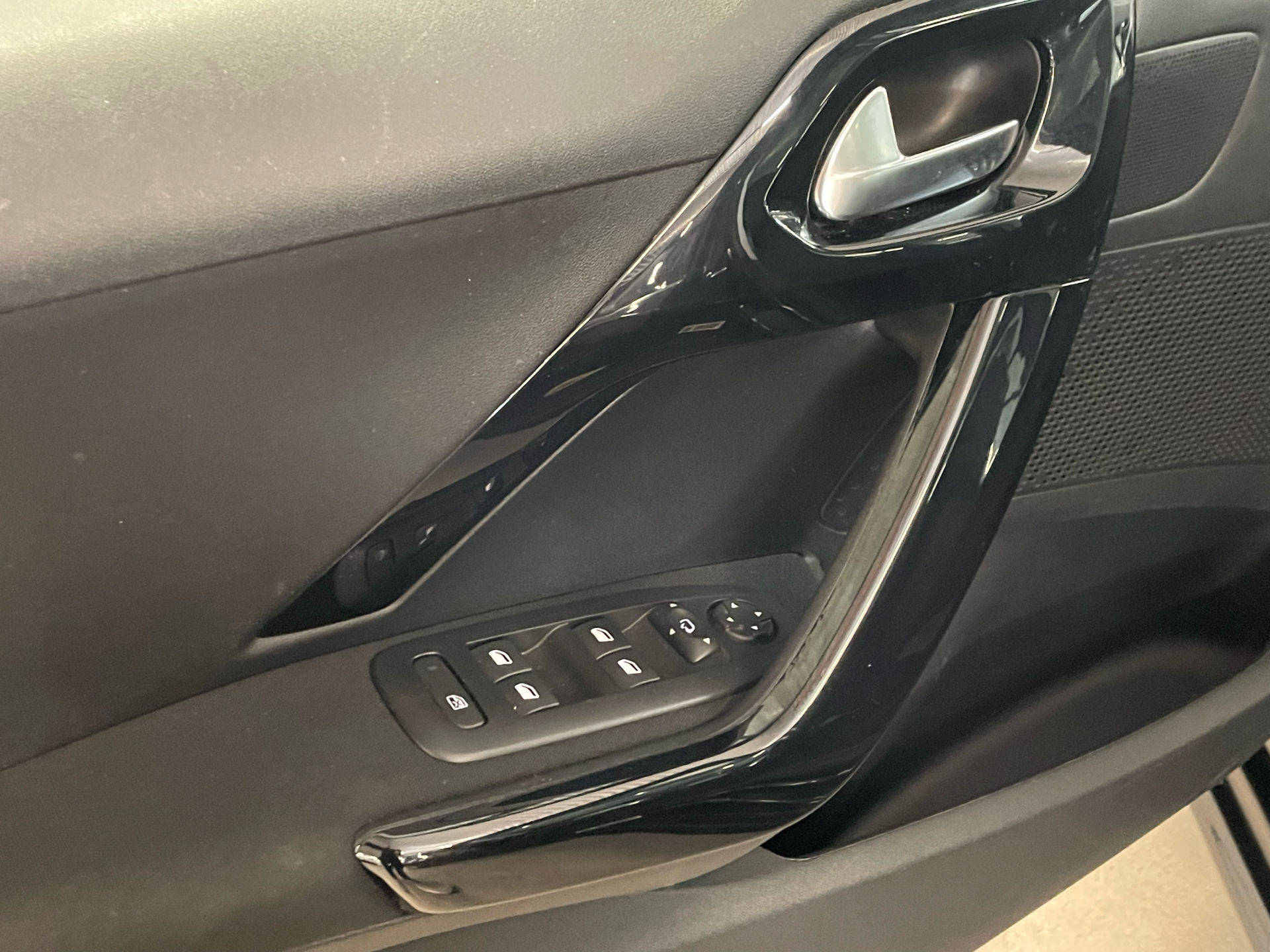 Billede af Peugeot 208 1,5 BlueHDi Infinity 100HK 5d 6g