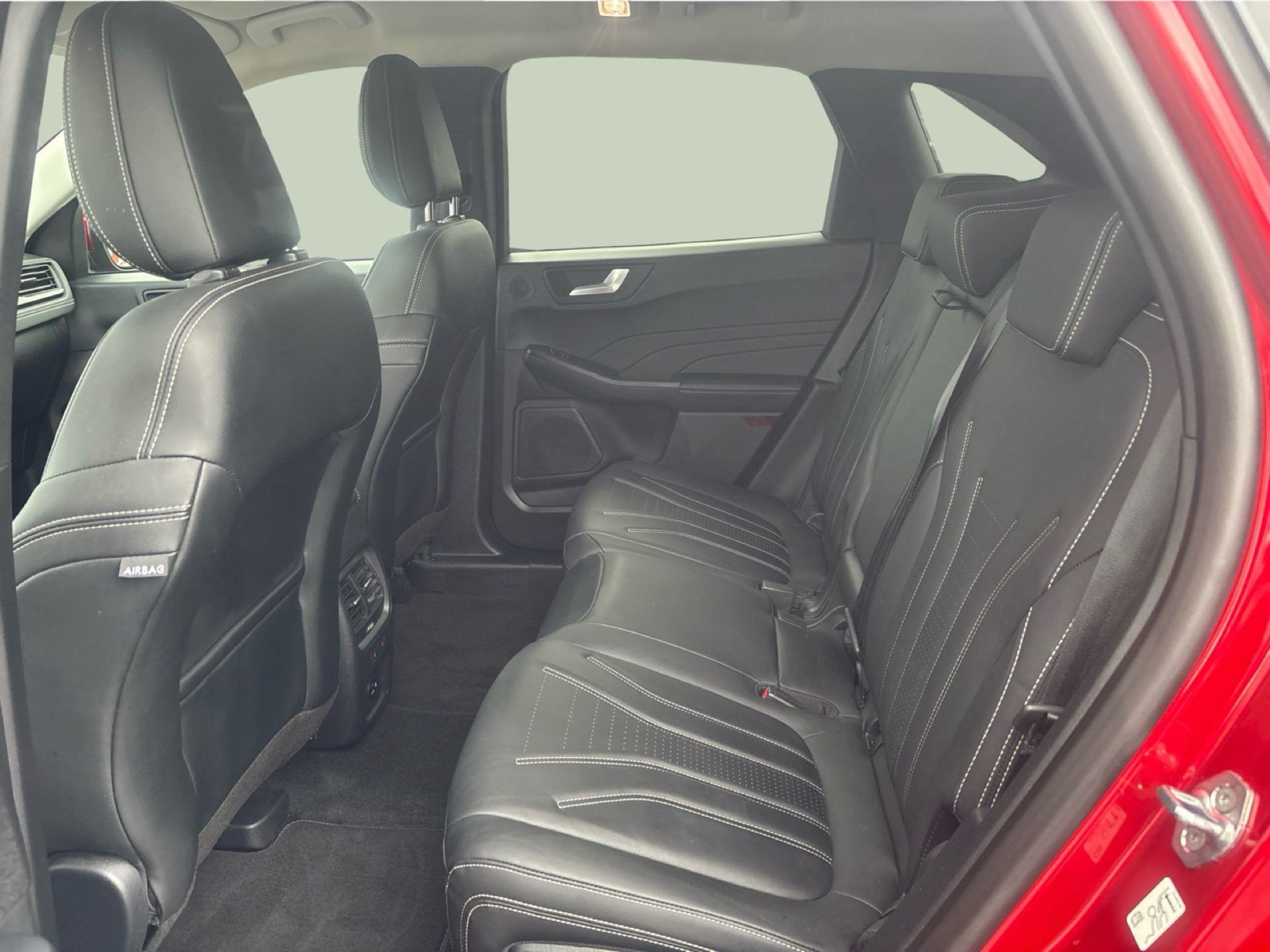 Billede af Ford Kuga 2,5 Plugin-hybrid Vignale CVT 225HK 5d Trinl. Gear