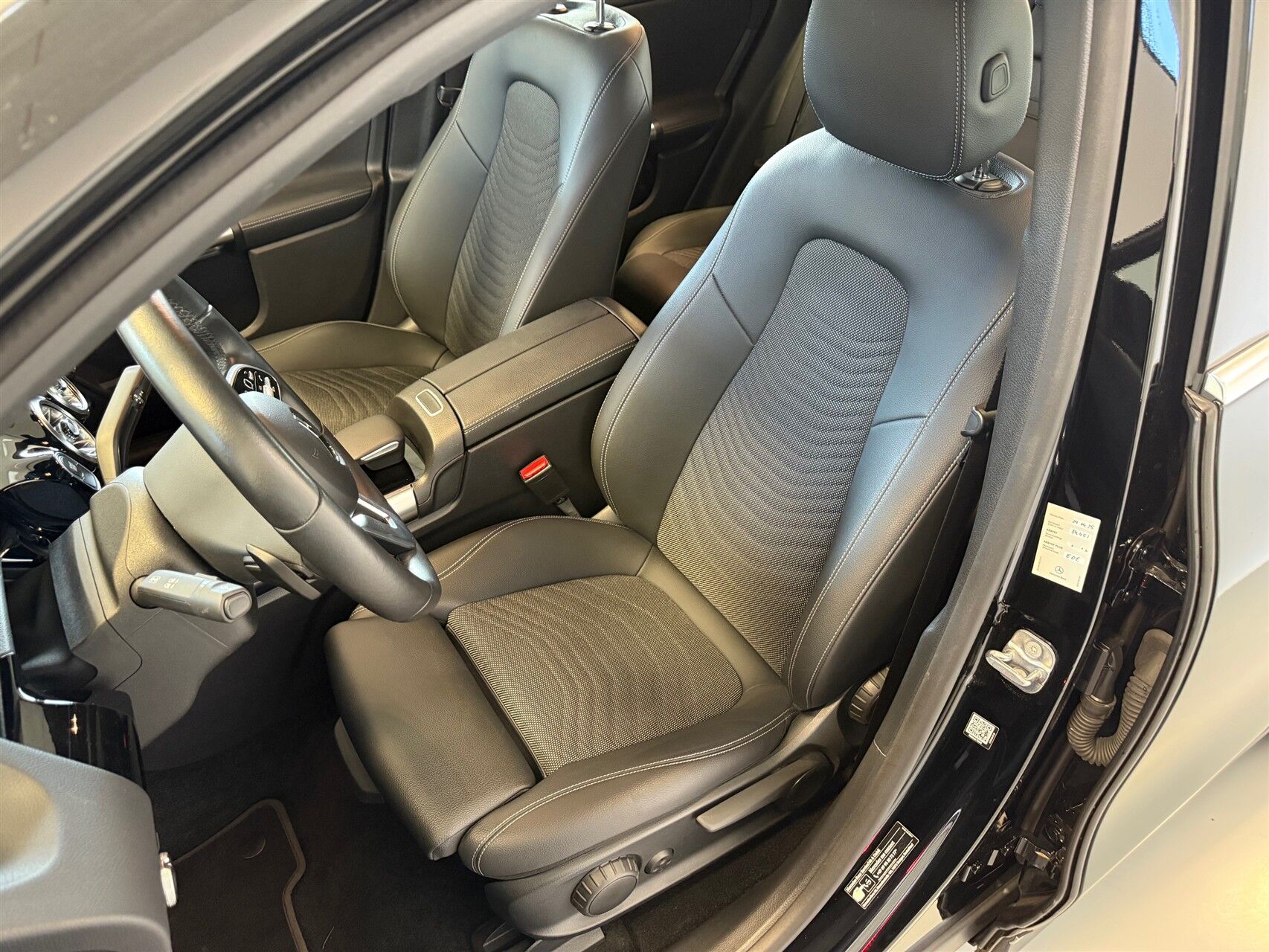 Billede af Mercedes-Benz EQA 250 EL Progressive 190HK 5d Aut.