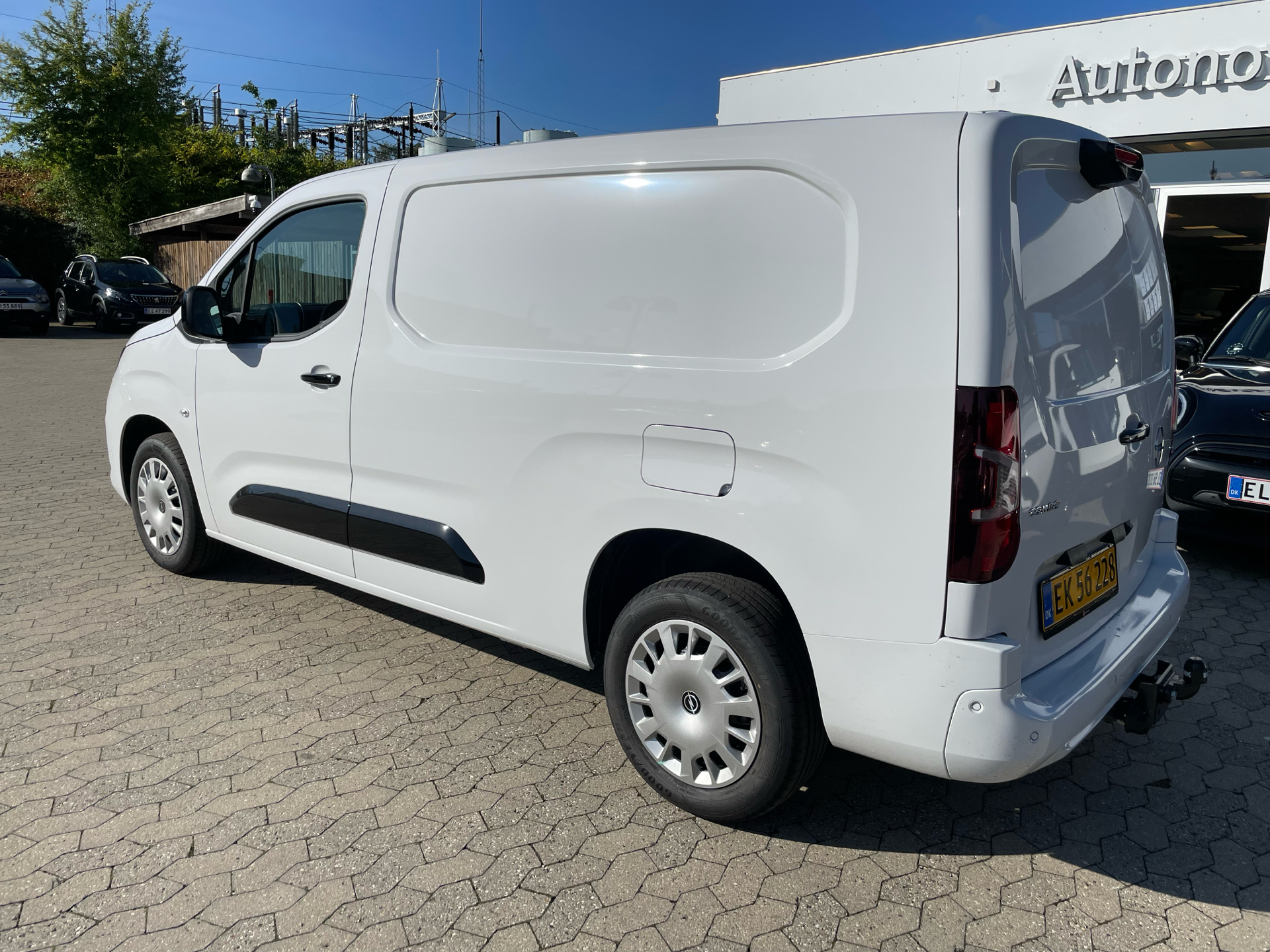 Billede af Opel Combo L2V2 1,5 BlueHDi Innovation+ EAT8 130HK Van 8g Aut.