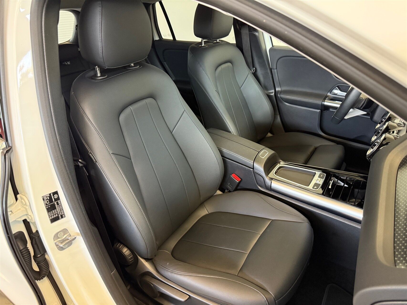 Billede af Mercedes-Benz EQA 300 EL Progressive 4Matic 228HK 5d Aut.