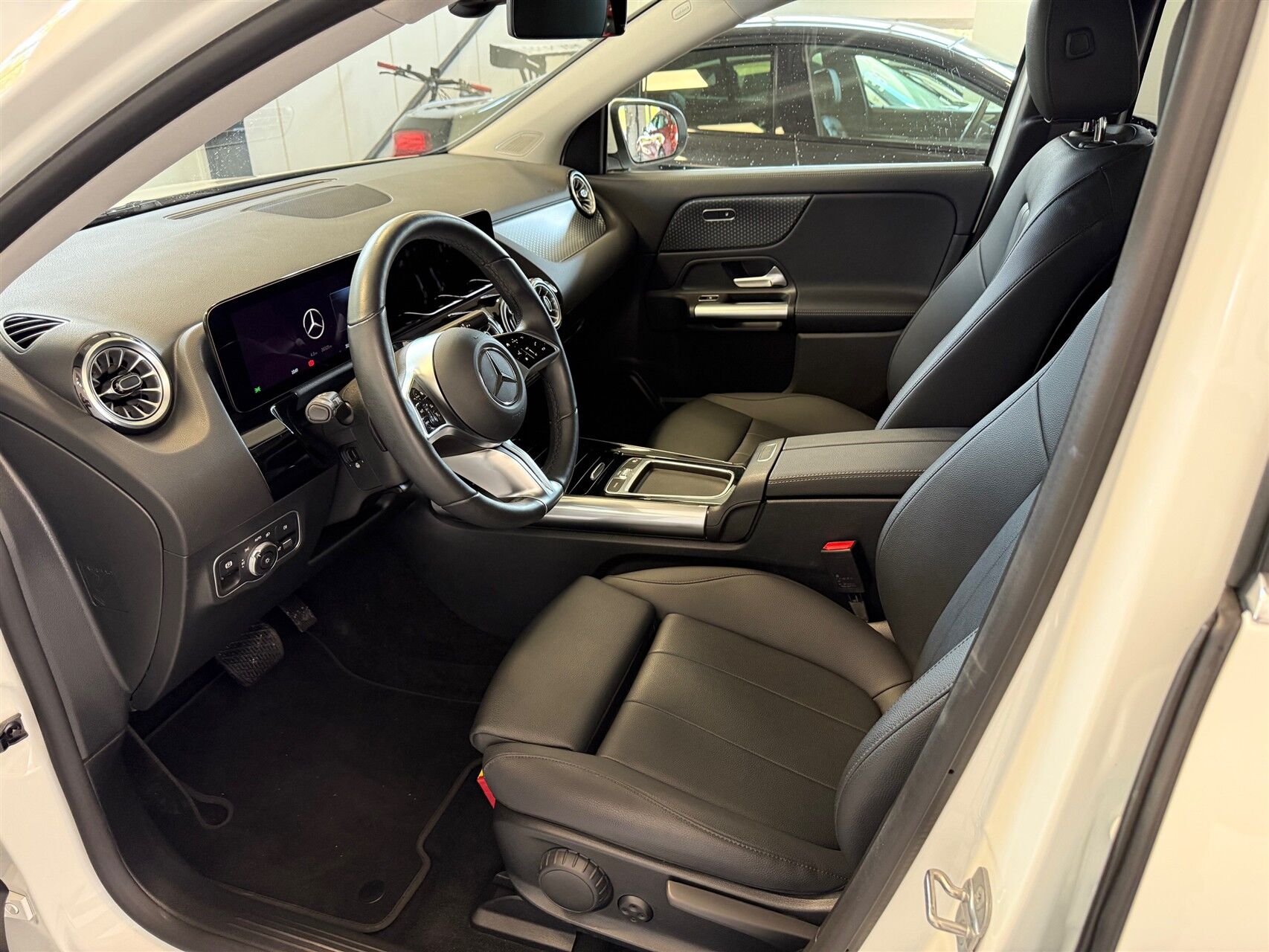 Billede af Mercedes-Benz EQA 300 EL Progressive 4Matic 228HK 5d Aut.