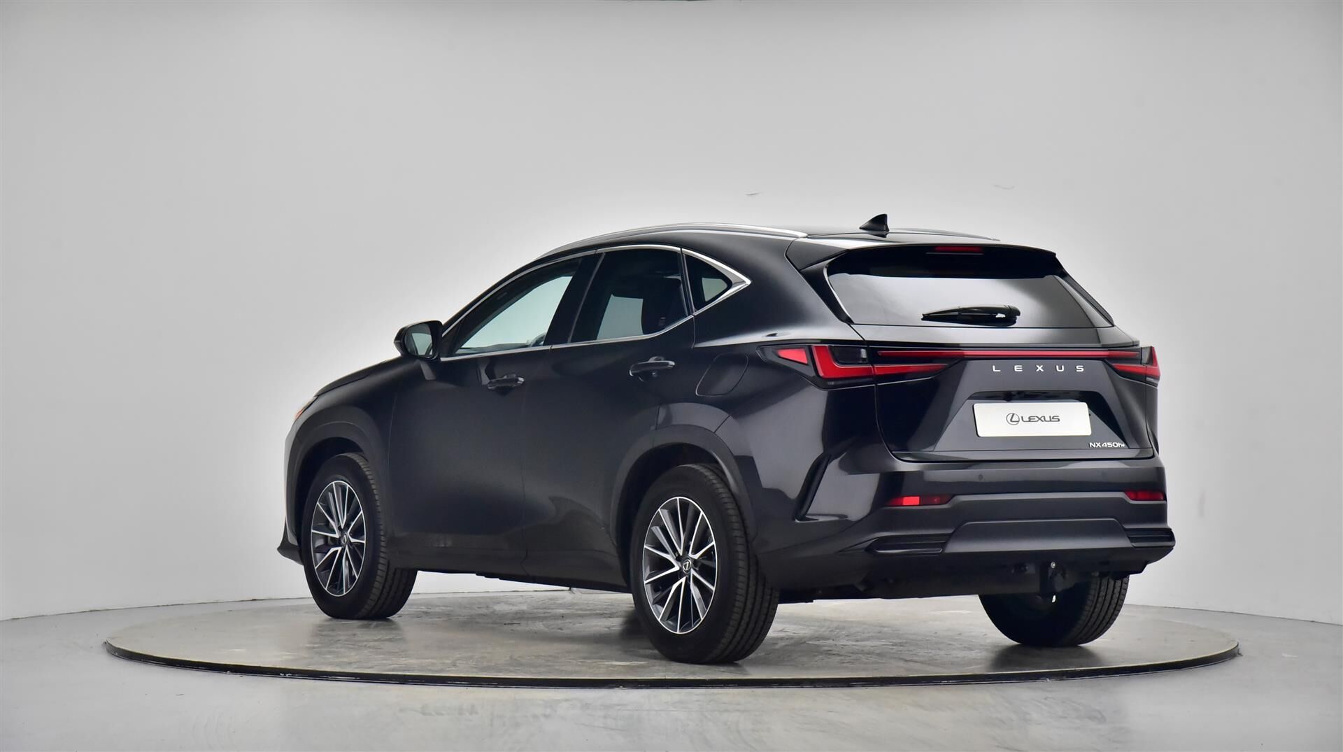 Billede af Lexus NX 450h+ 2,5 Plugin-hybrid Executive Teknik 4WD 309HK 5d Trinl. Gear
