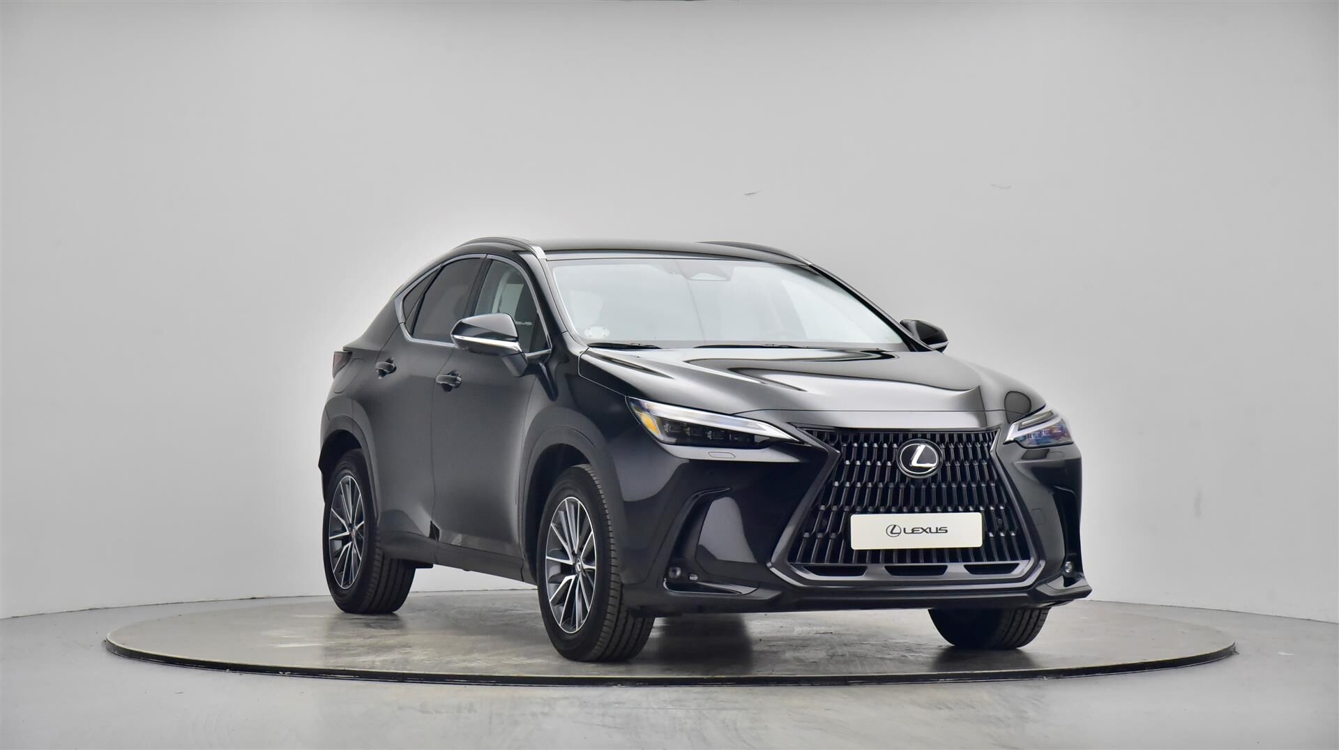 Billede af Lexus NX 450h+ 2,5 Plugin-hybrid Executive Teknik 4WD 309HK 5d Trinl. Gear