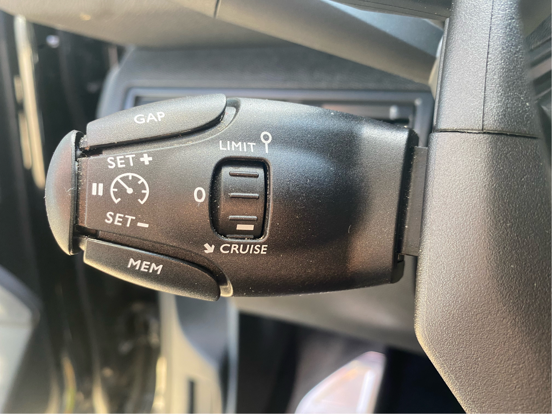Billede af Peugeot 3008 1,5 BlueHDi GT Line LTD EAT8 130HK 5d 8g Aut.