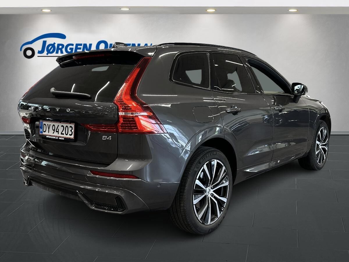 Billede af Volvo XC60 2,0 B4  Mild hybrid Plus 197HK 5d 8g Aut.