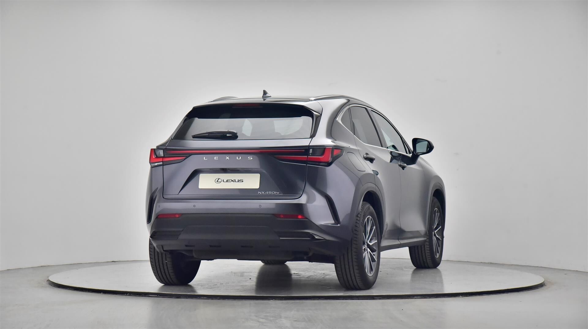 Billede af Lexus NX 450h+ 2,5 Plugin-hybrid Business Plus 4WD 309HK 5d Trinl. Gear