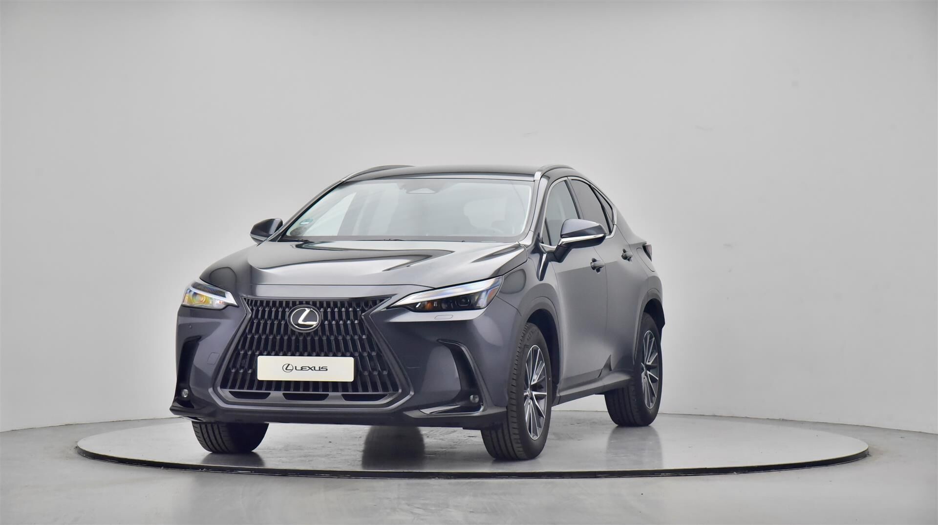 Billede af Lexus NX 450h+ 2,5 Plugin-hybrid Business Plus 4WD 309HK 5d Trinl. Gear